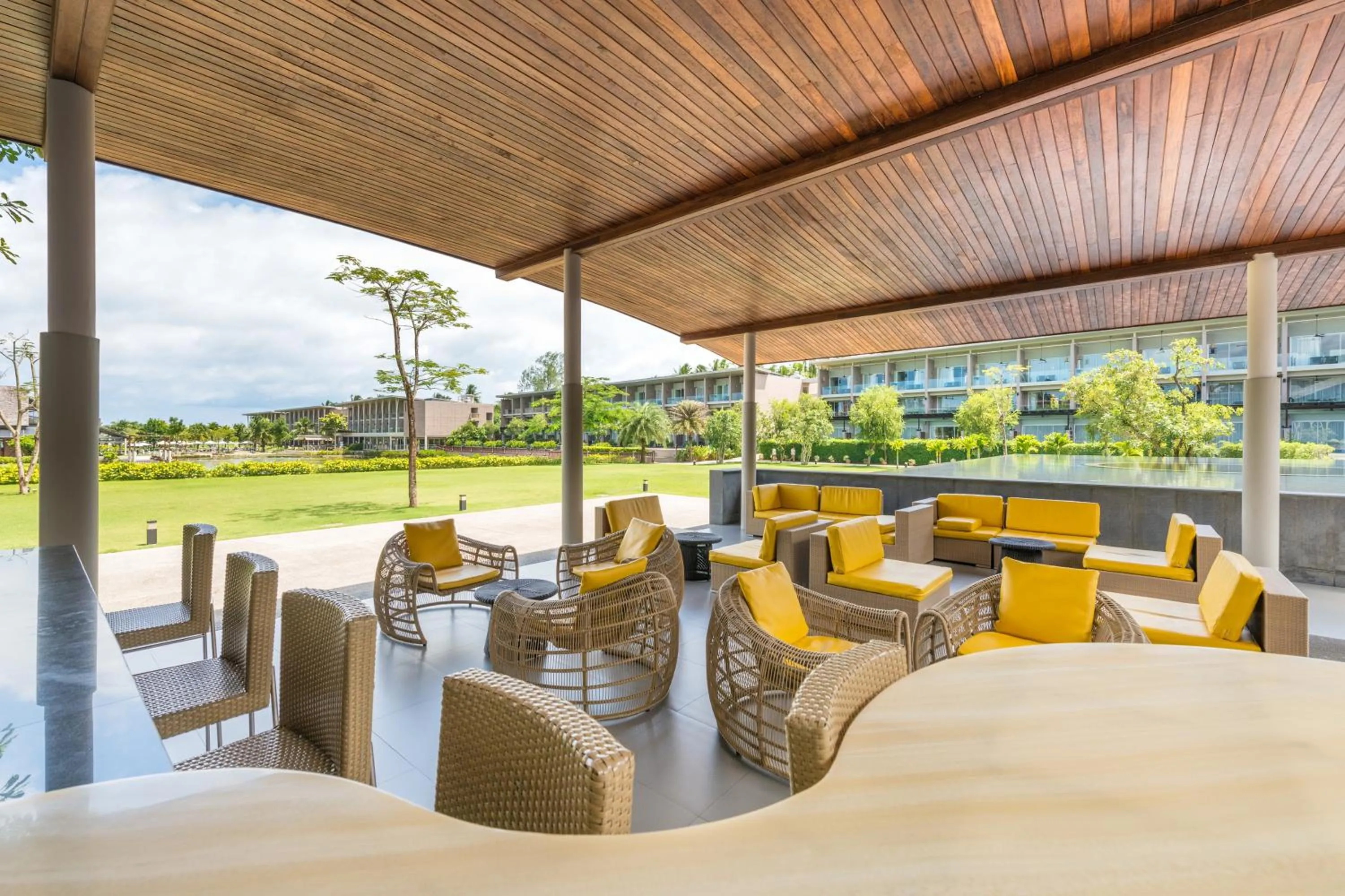 Lounge or bar in The Sands Khao Lak by Katathani - SHA Extra Plus