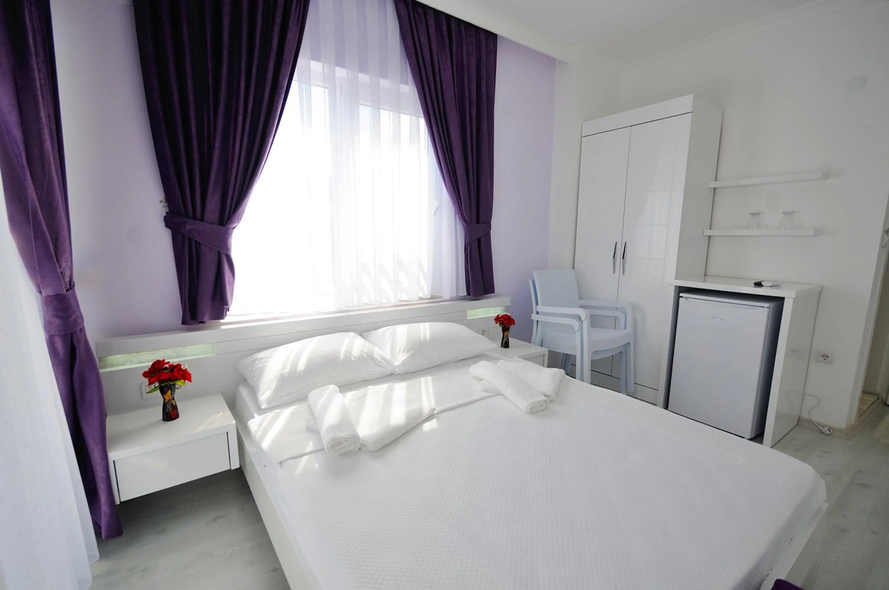 Photo of the whole room, Bed in Fuda Hotel