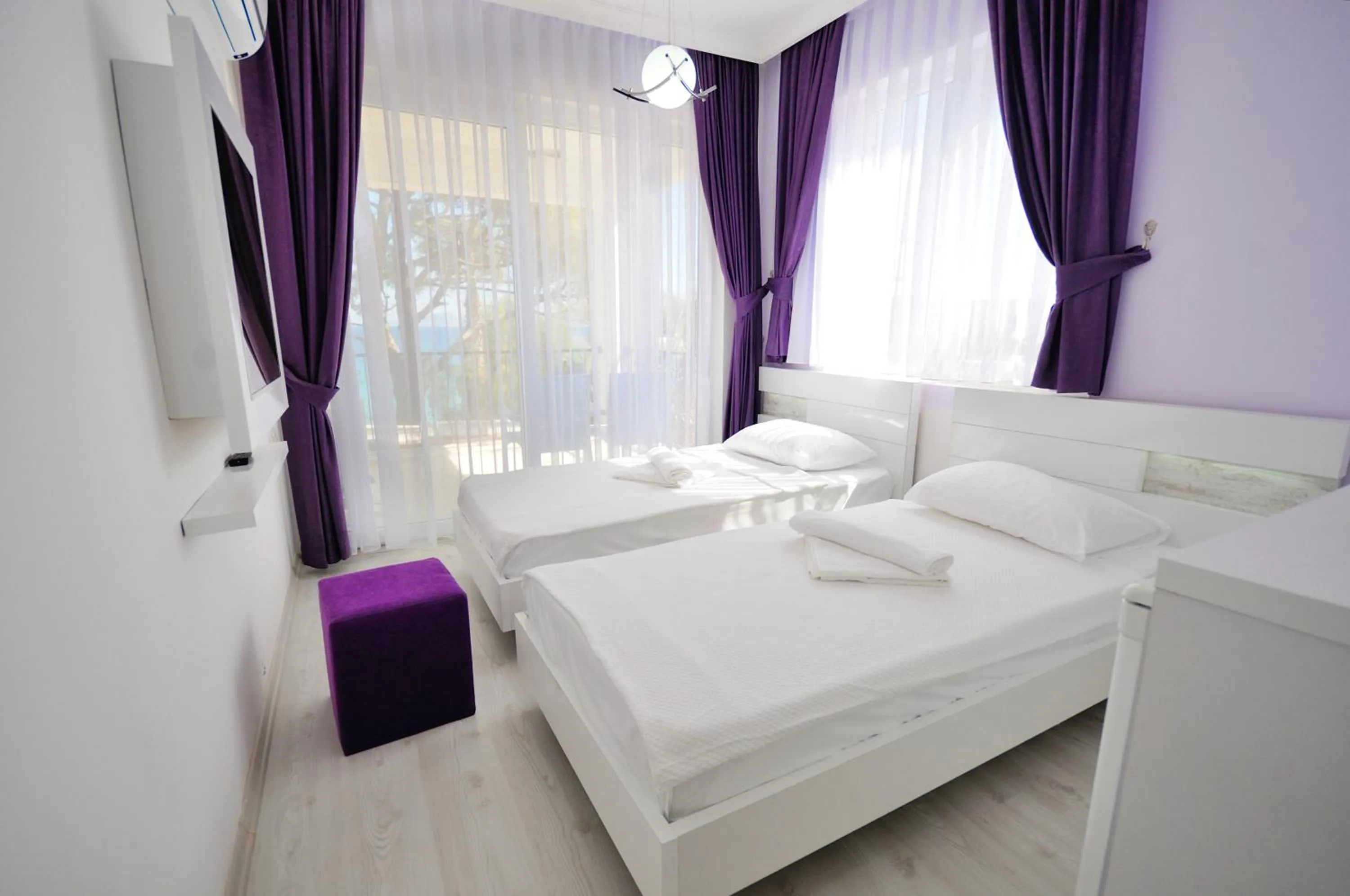 Photo of the whole room, Bed in Fuda Hotel