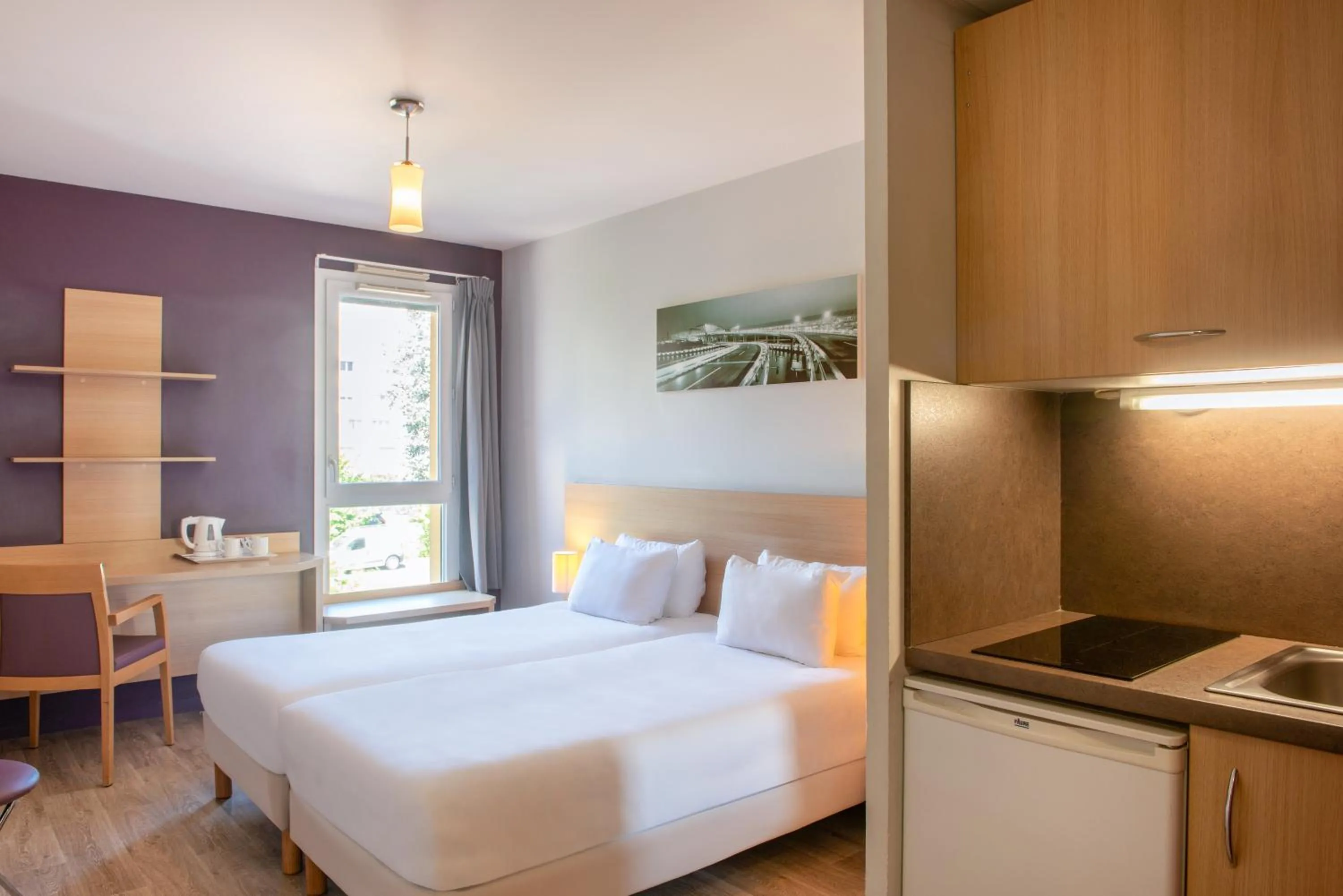 Bed in EastLodge Lyon Est Eurexpo