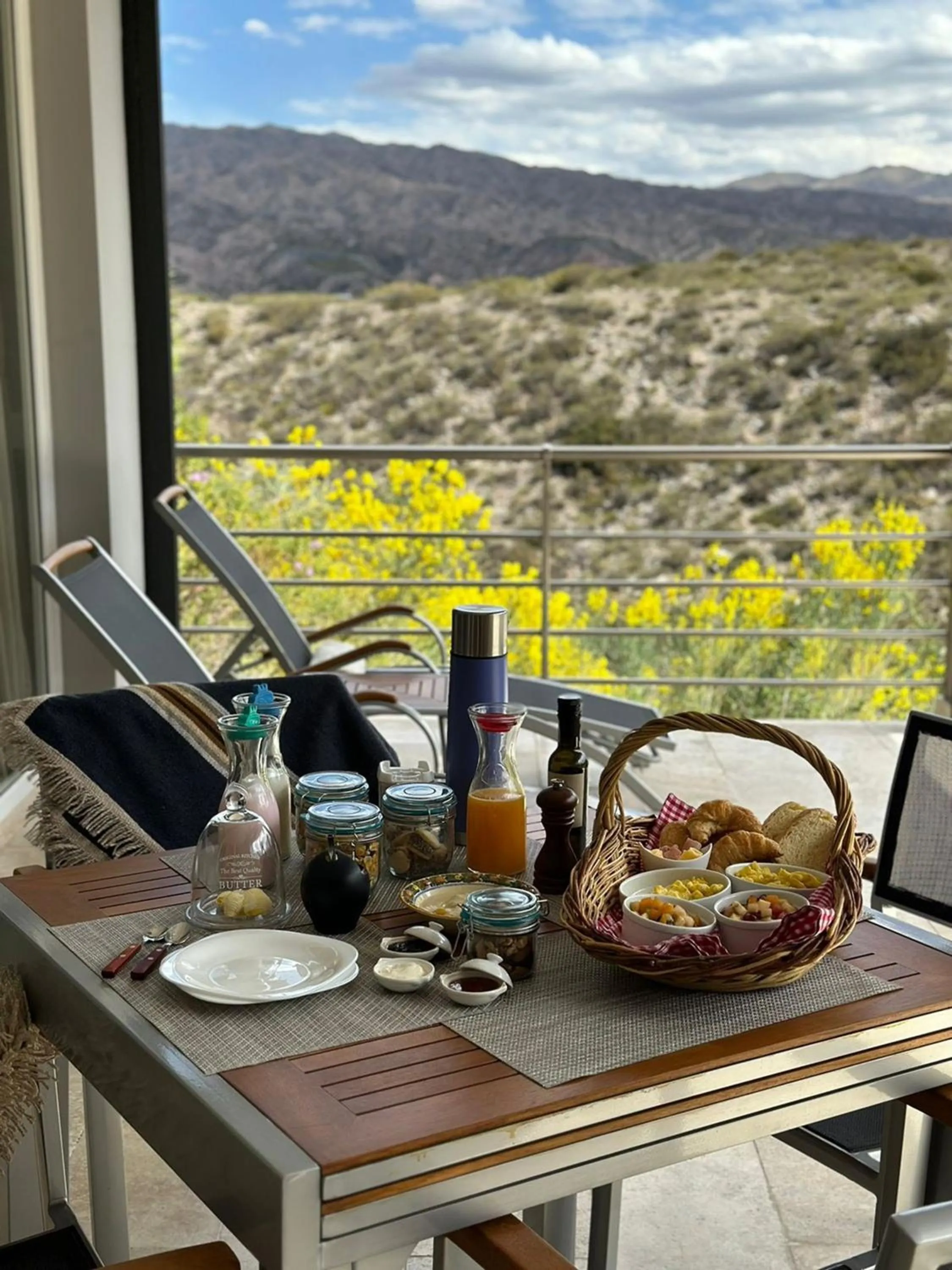 Mountain view in El Carmelo Mountain Lodge