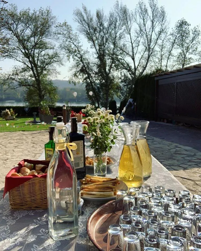 Restaurant/places to eat in Mlyn Penzion & Wellness