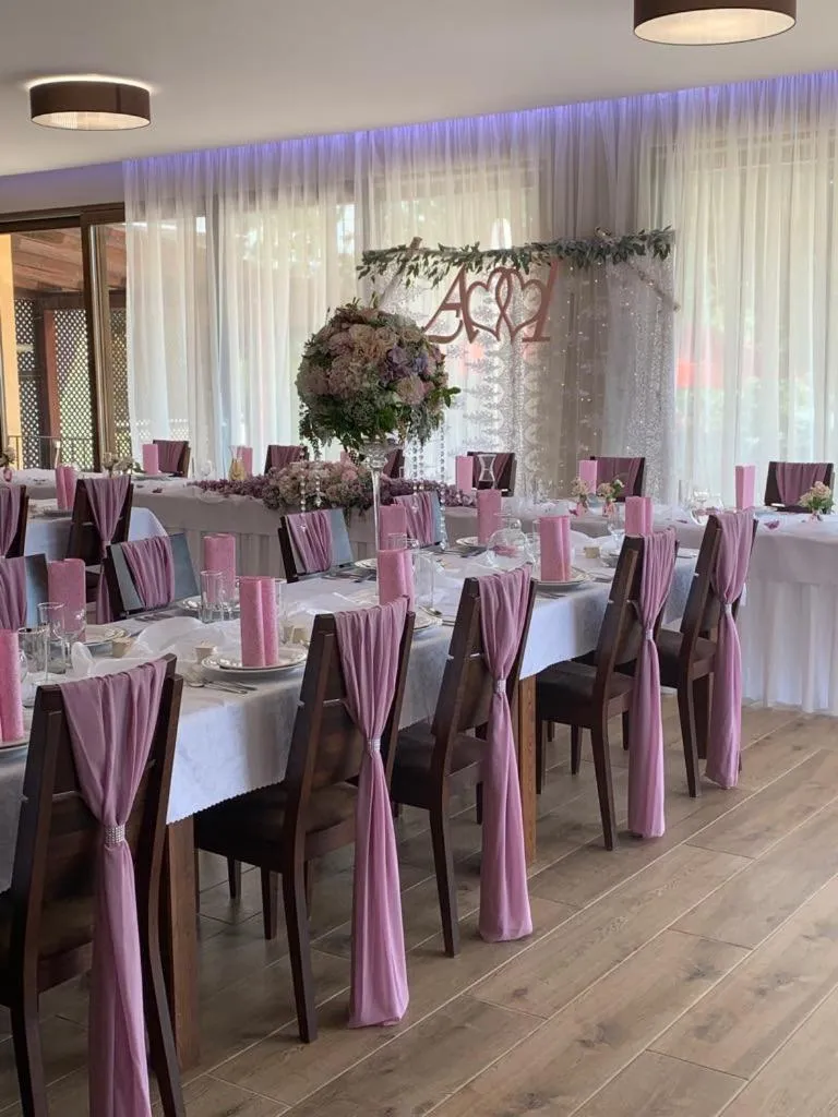 Restaurant/places to eat in Mlyn Penzion & Wellness