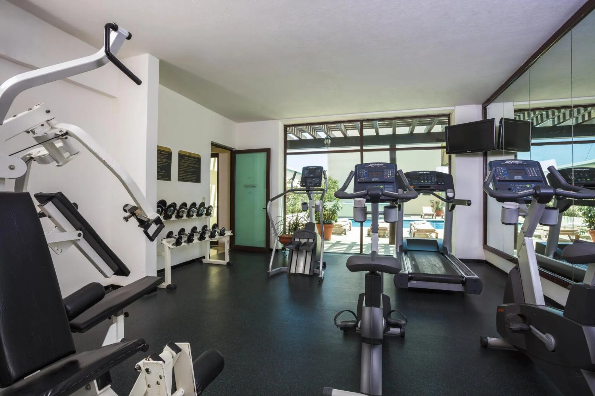Fitness centre/facilities in Fiesta Inn Veracruz Malecon