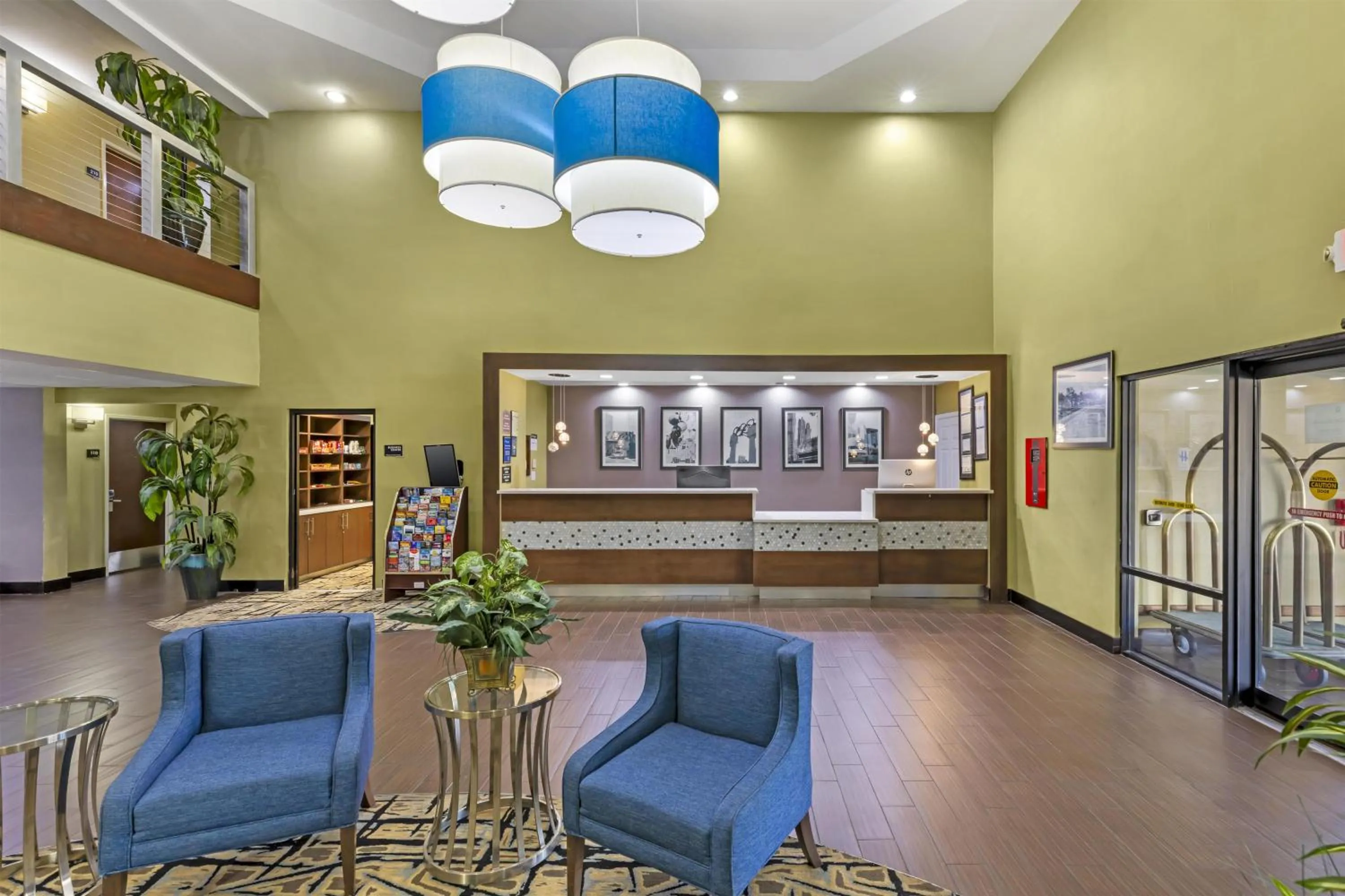 Lobby or reception in Best Western Plus McDonough Inn & Suites