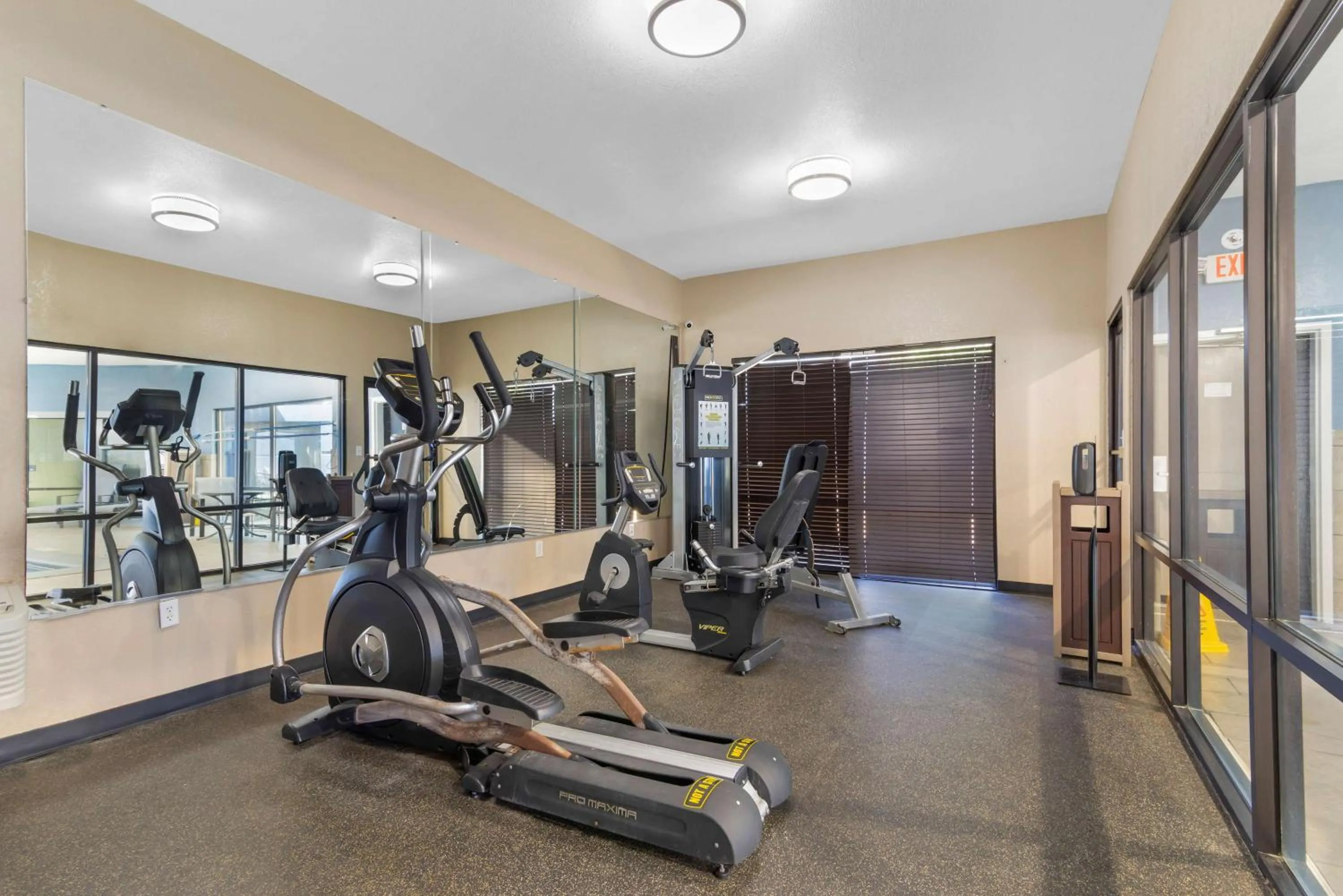 Spa and wellness centre/facilities in Best Western Plus McDonough Inn & Suites