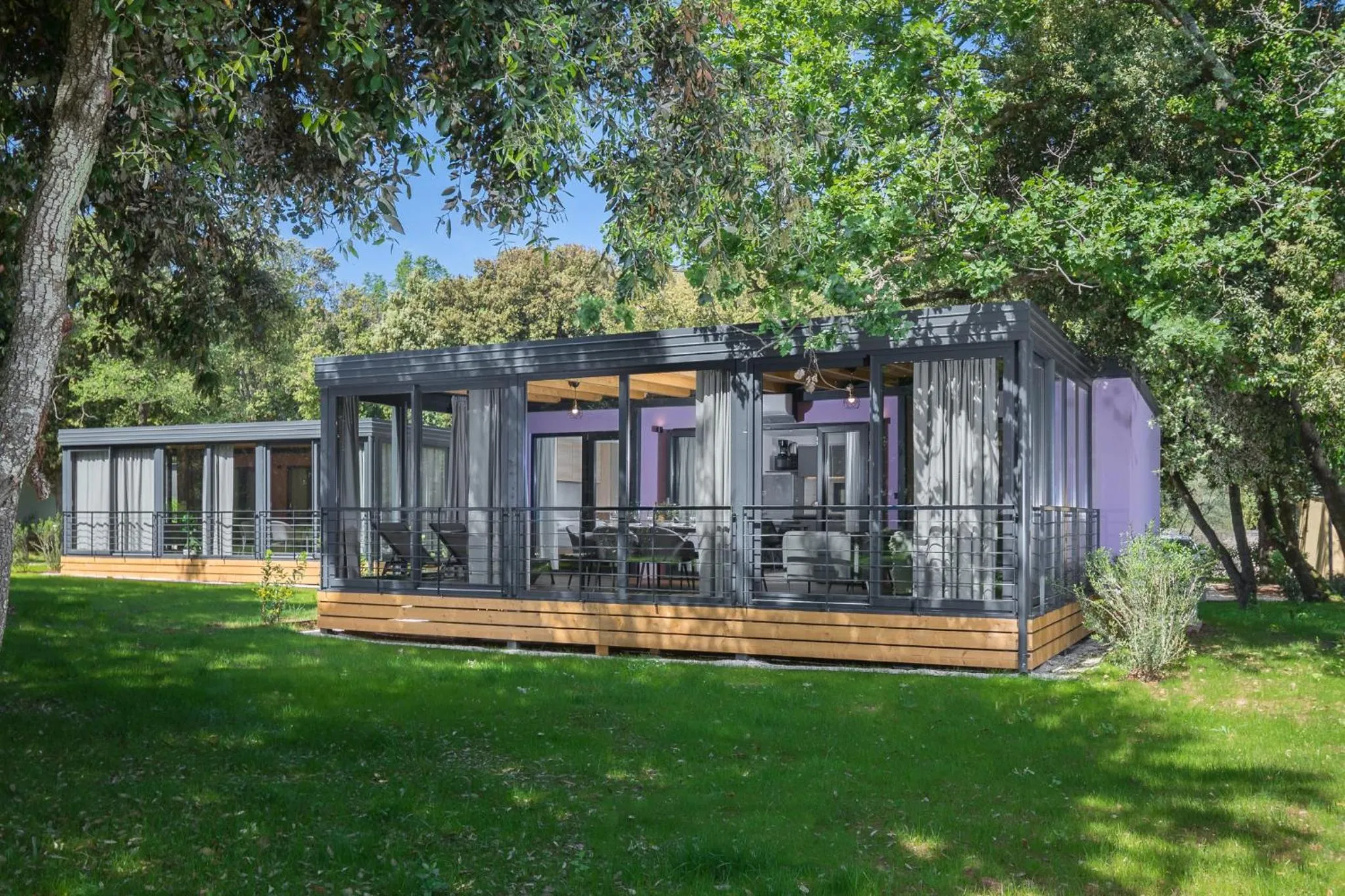 Day in Camping Homes Mon Perin