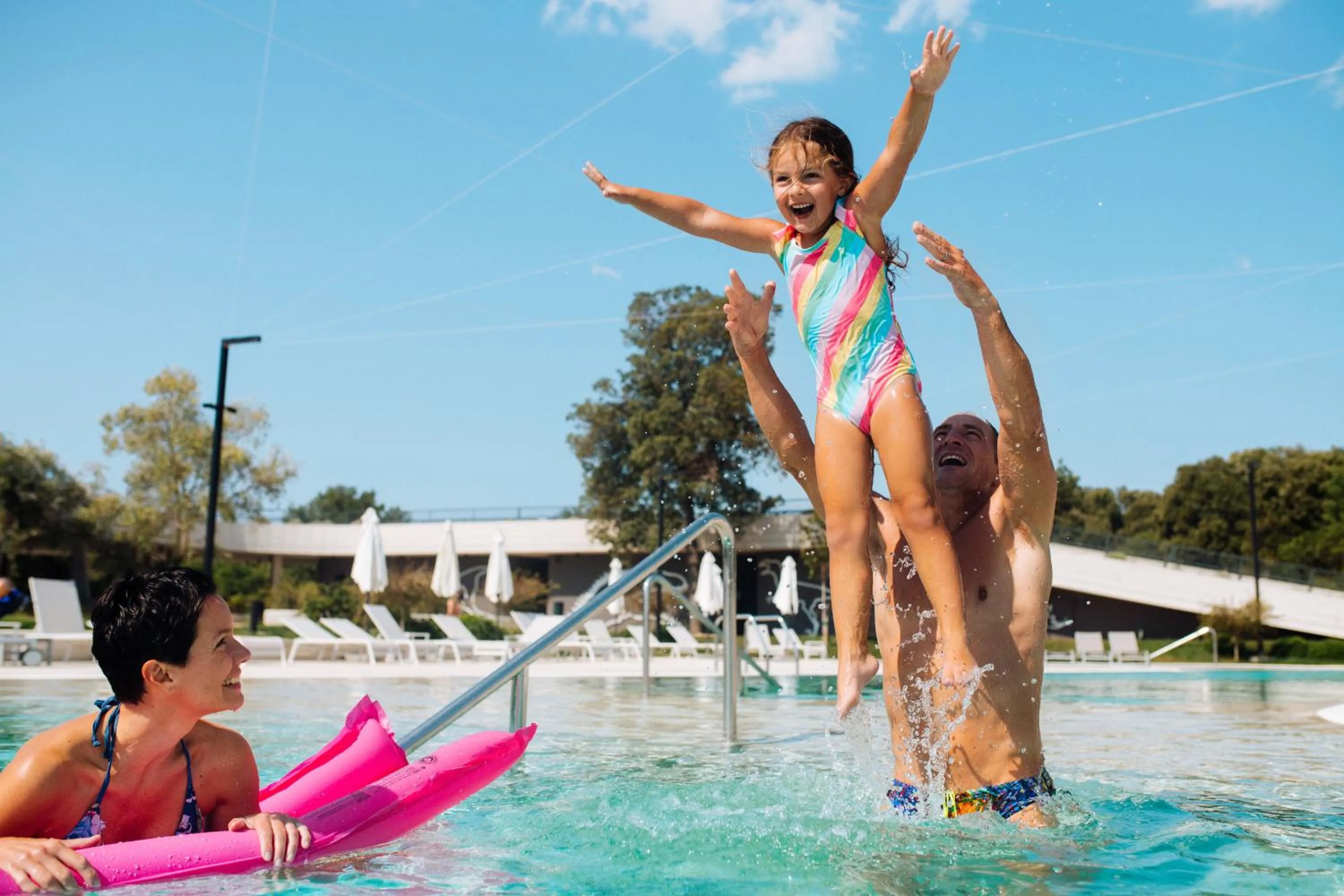 People in Camping Homes Mon Perin