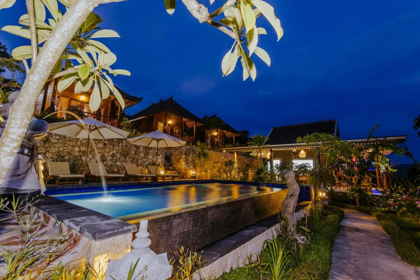 Sunday Huts Lembongan