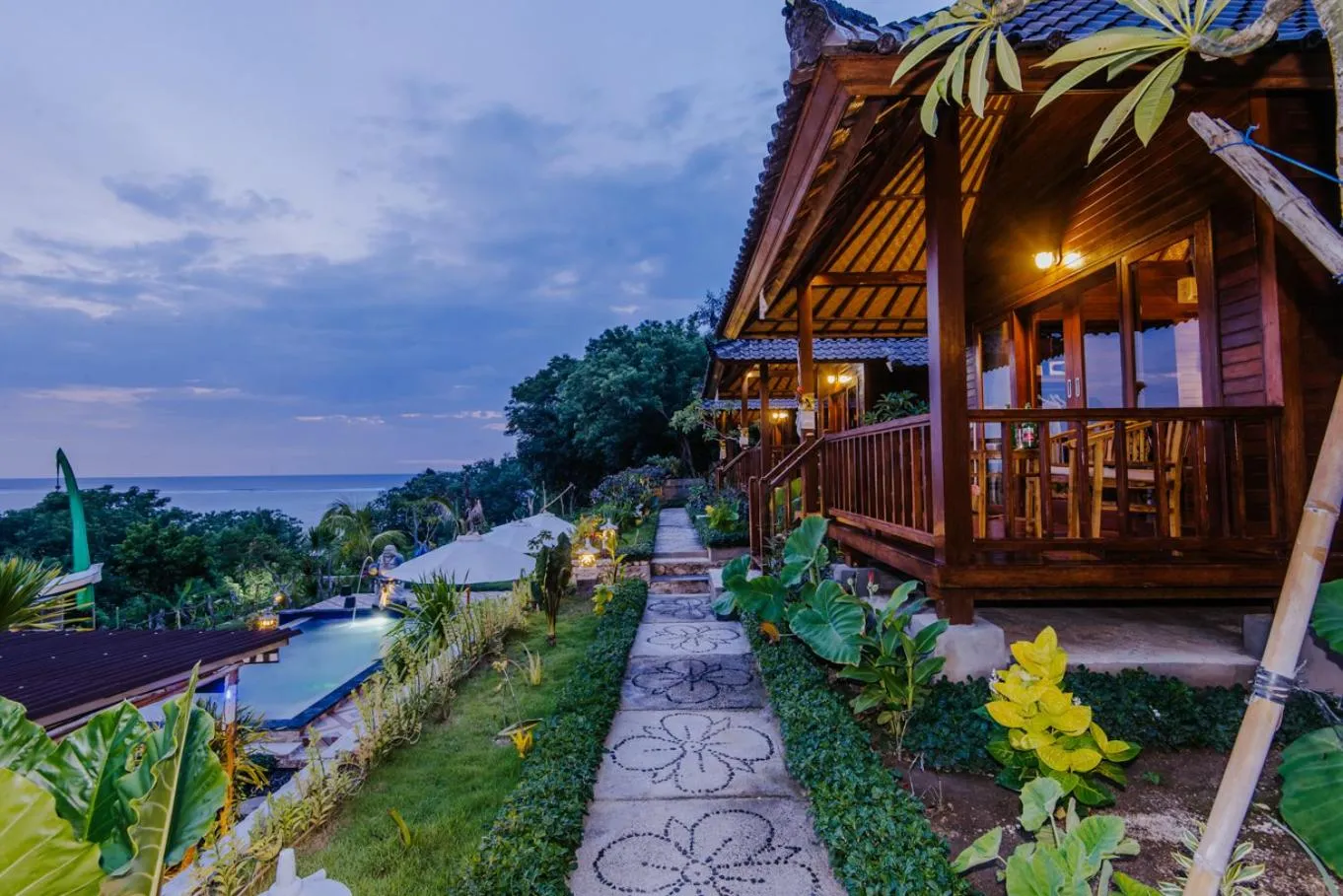 Sunday Huts Lembongan