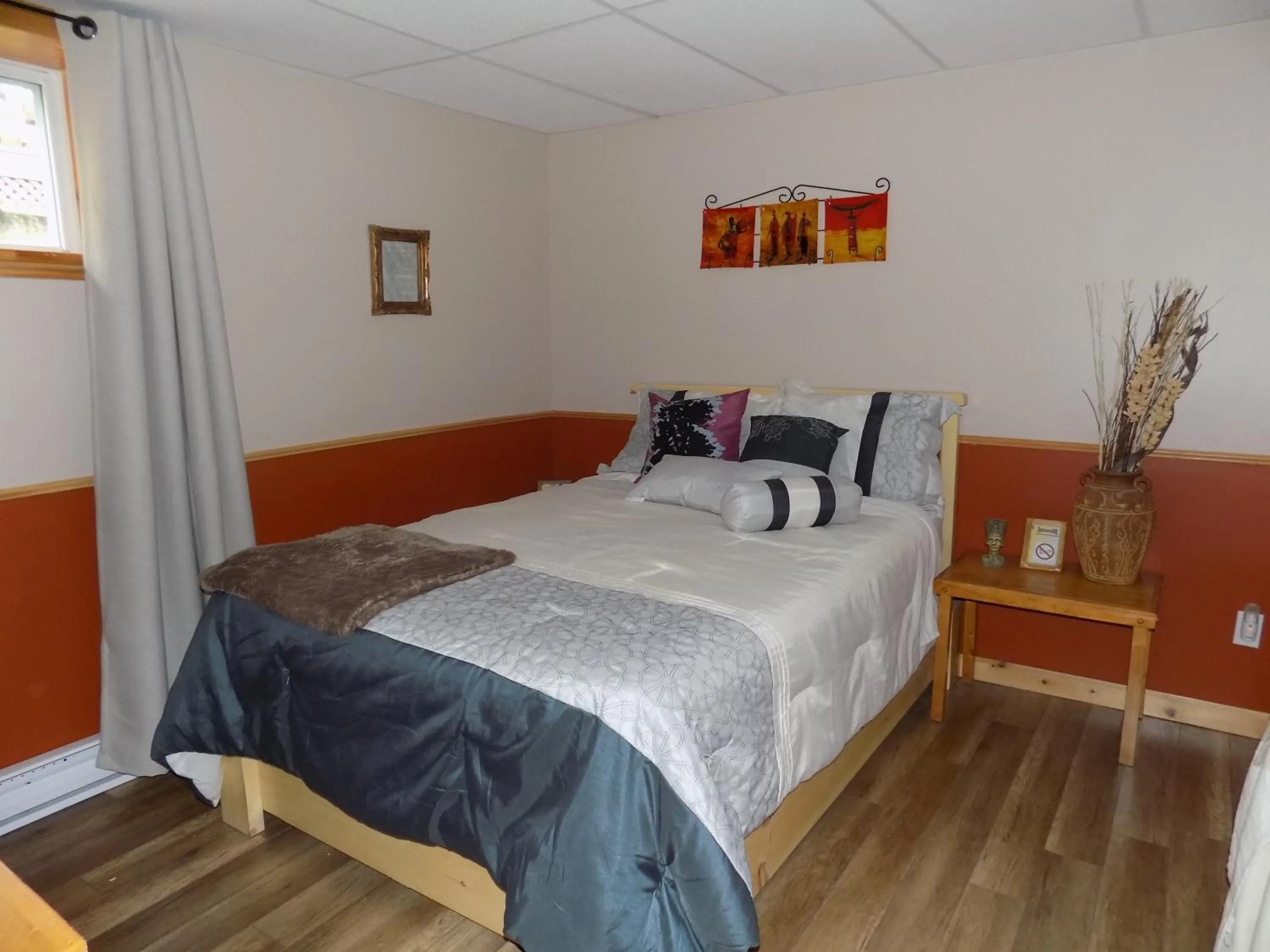 Decorative detail, Bed in Gîte Esprit Follet