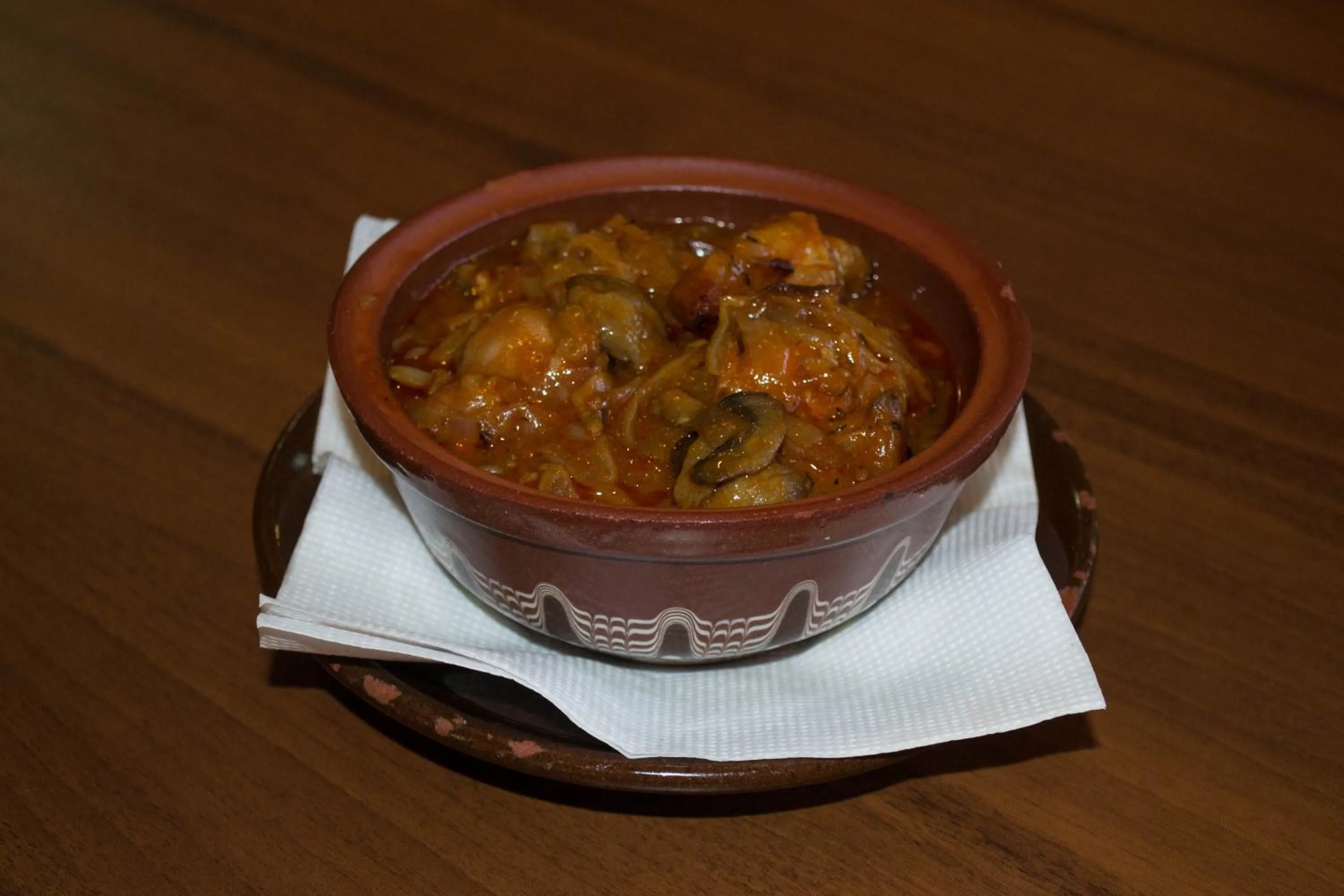 Restaurant/places to eat in Hotel Evridika