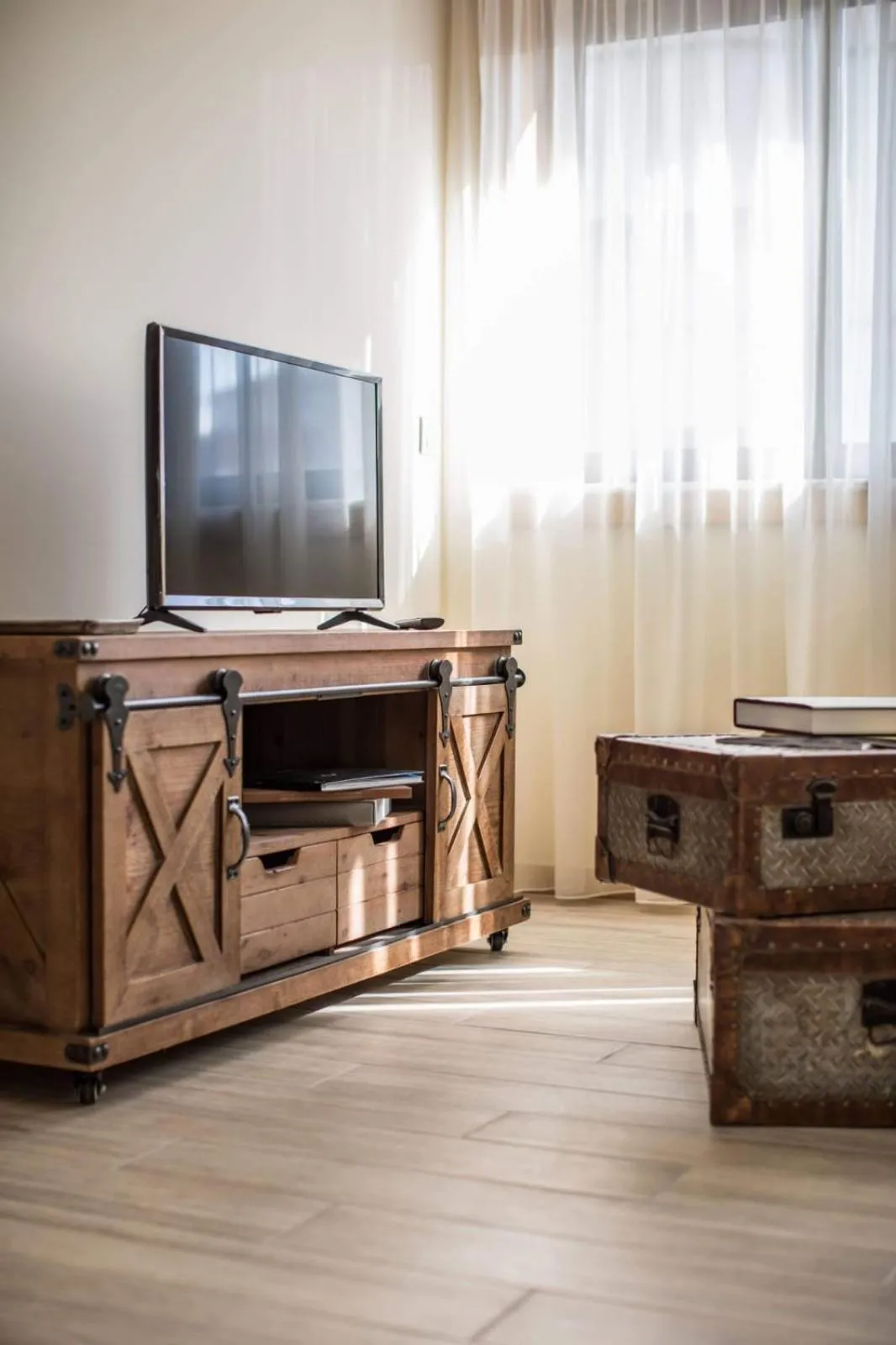 TV and multimedia in Alma Invicta Alegria