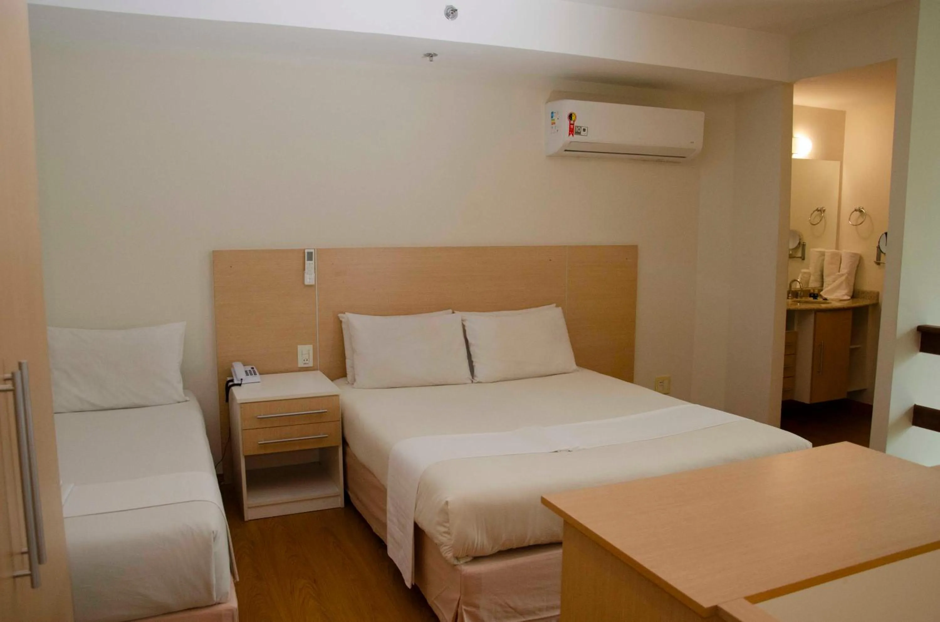 Bed in Hotel City Hall