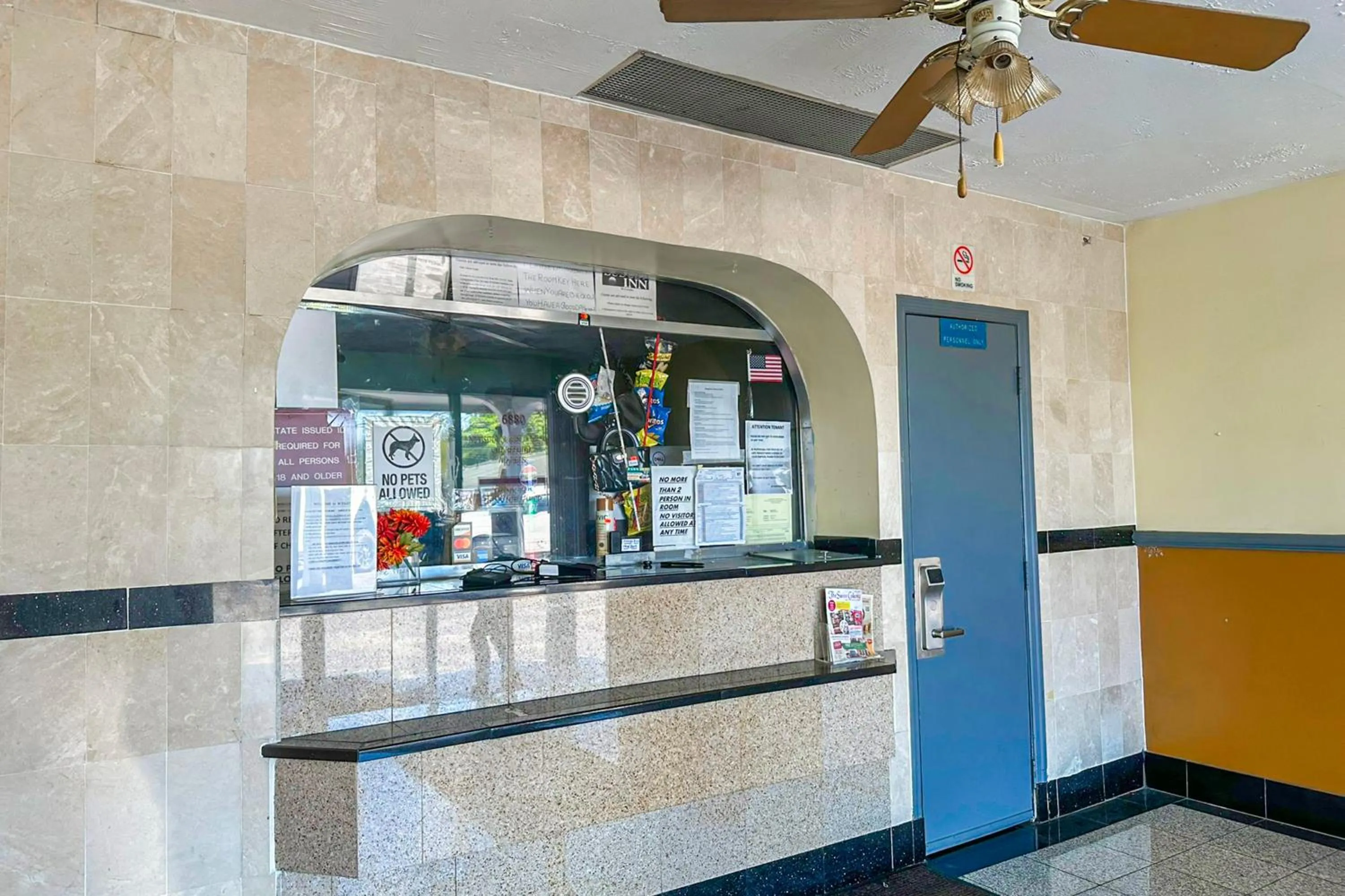 Lobby or reception in OYO Hotel Jonesboro Near Atlanta Airport