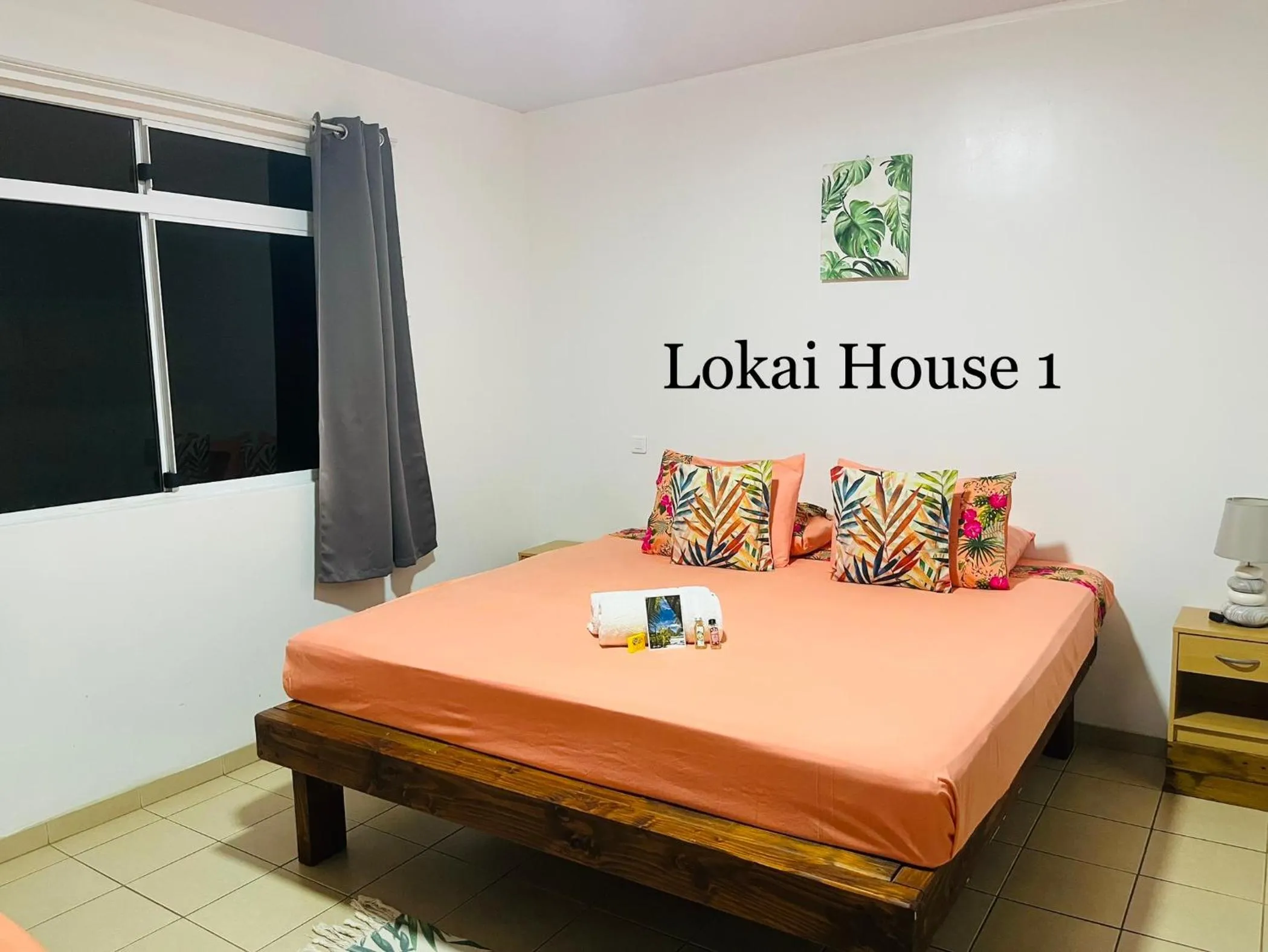 Bed in Lokai house