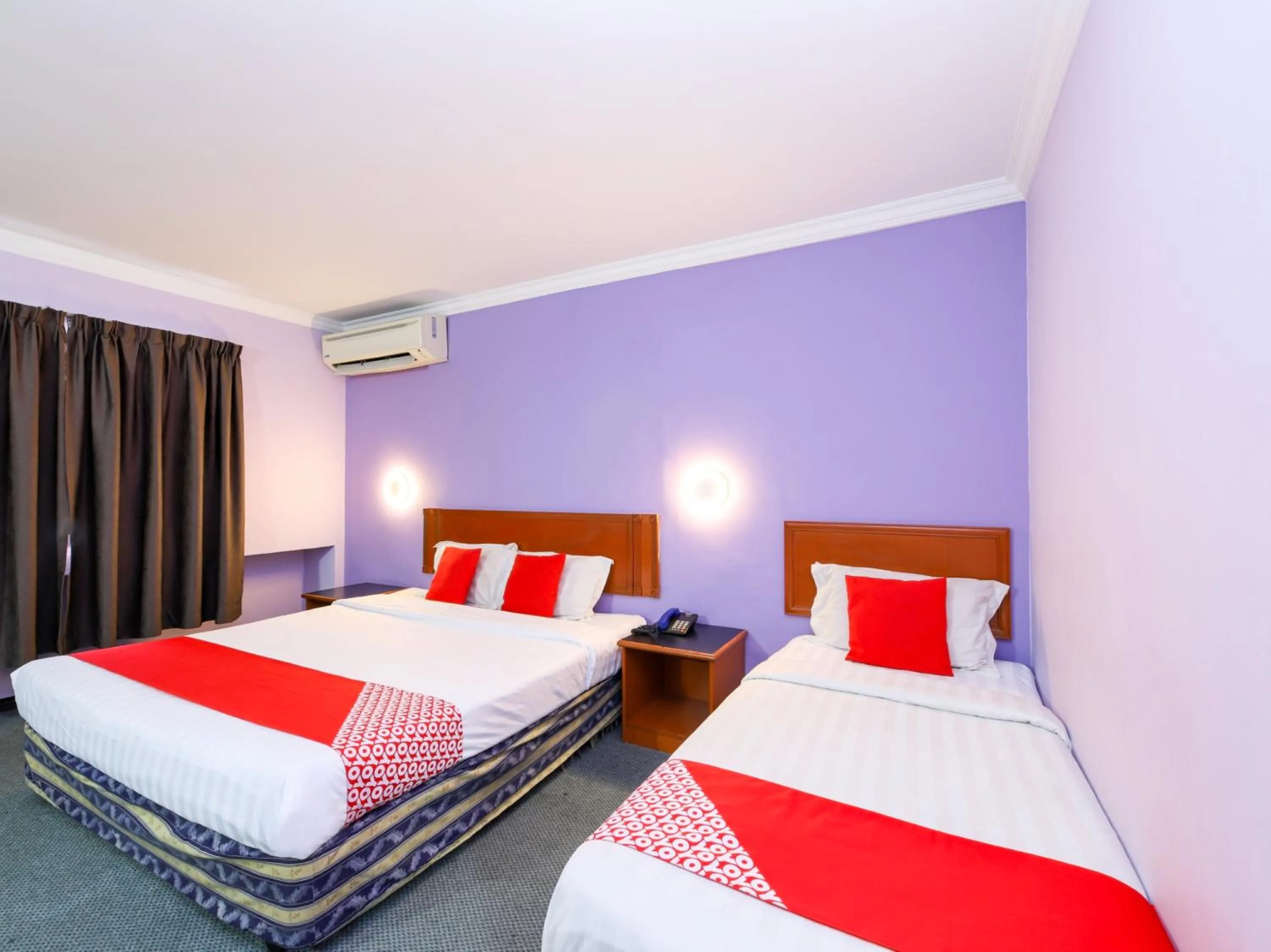 Bedroom in OYO 472 Comfort Hotel 1