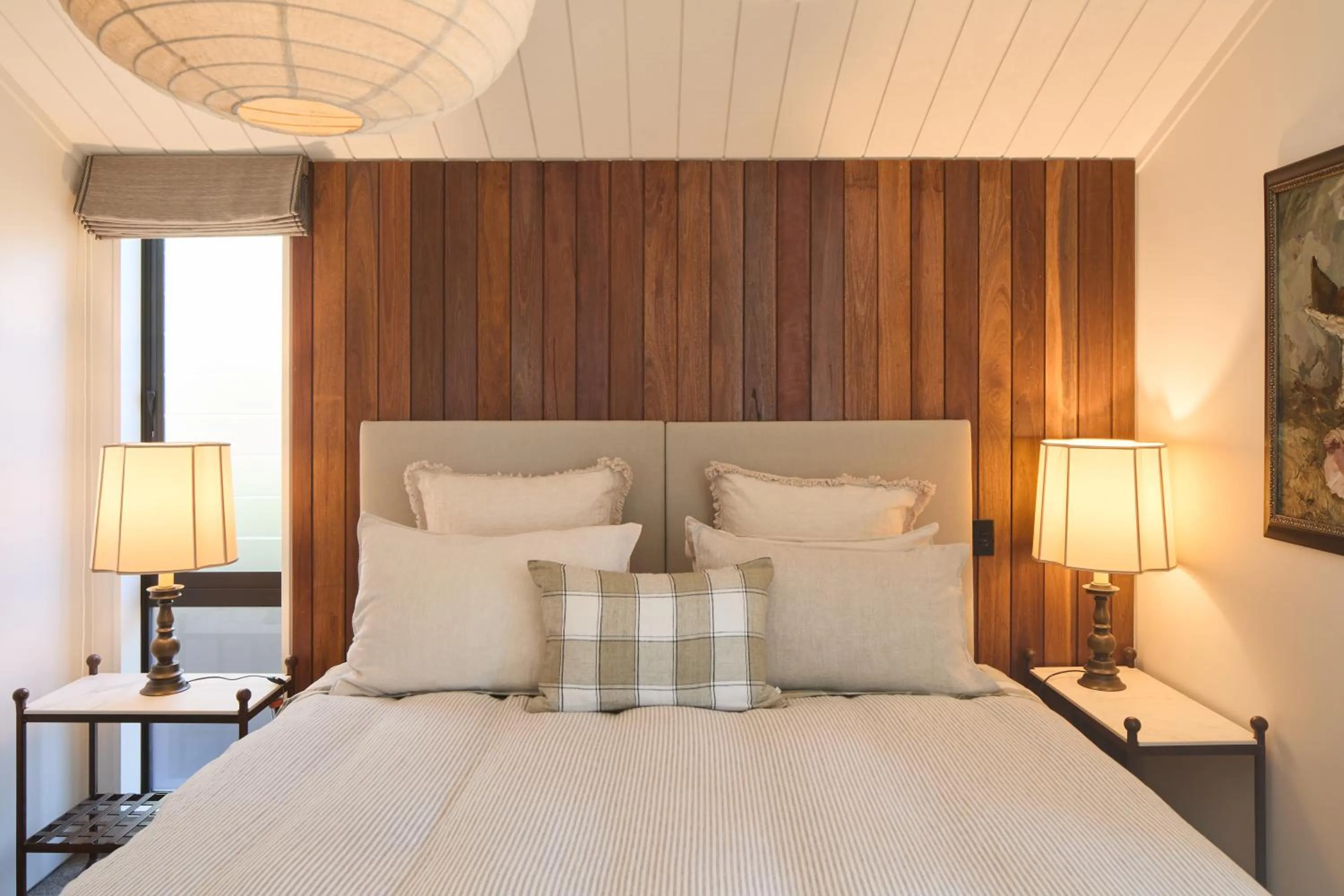 Bedroom, Bed in Newton Heights