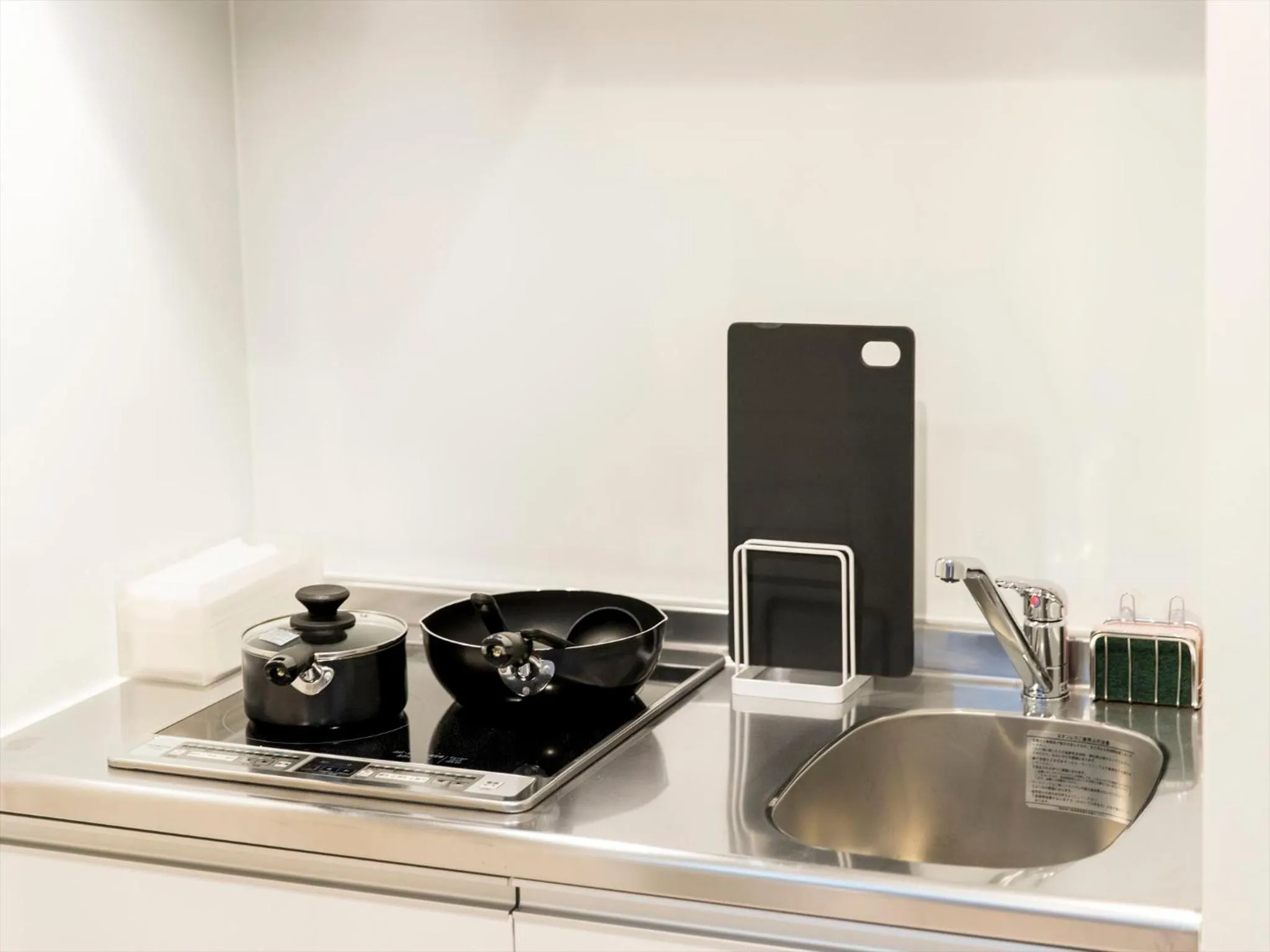 Kitchen or kitchenette in TRIP POD SUMIYOSHI B