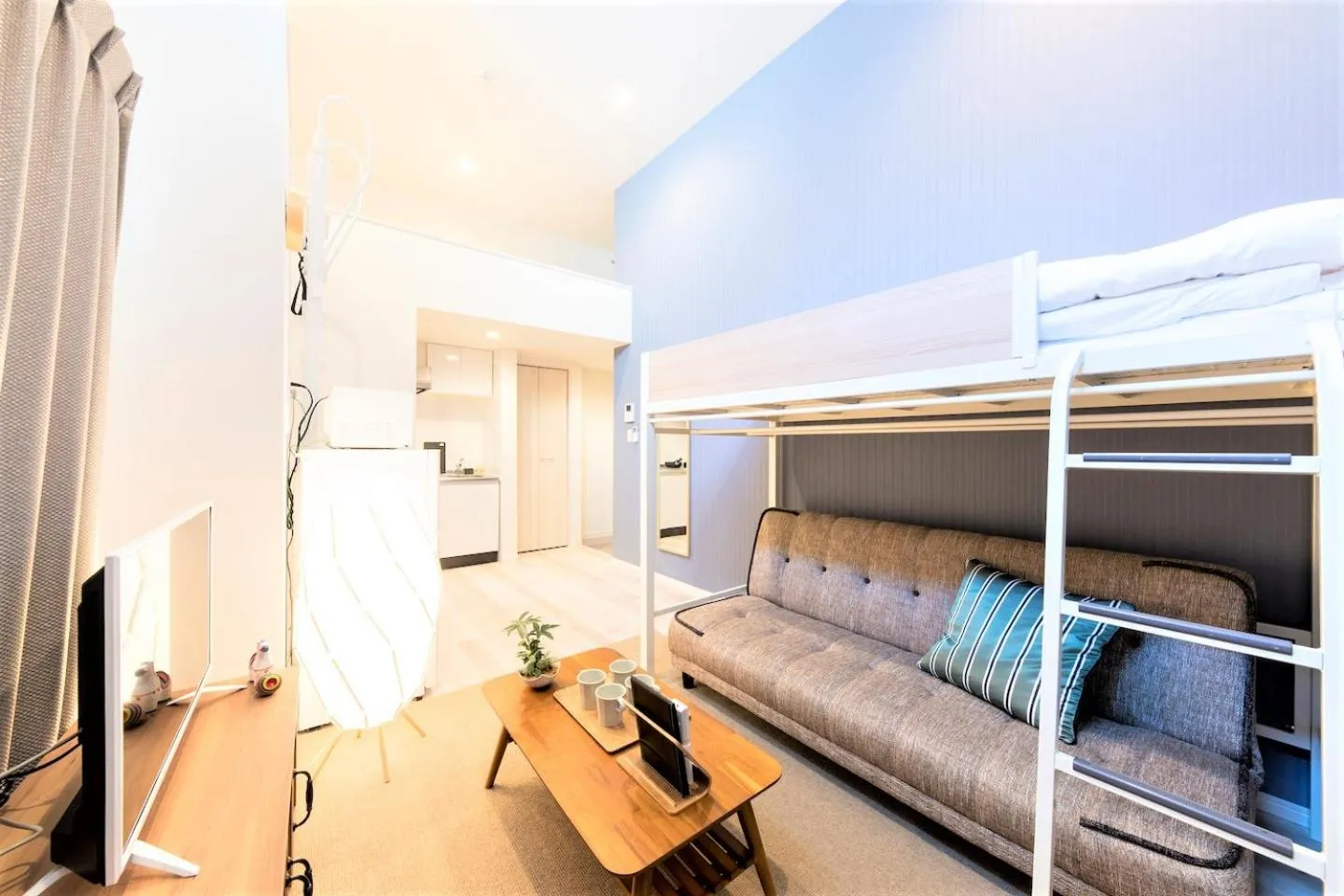 bunk bed, Bed in TRIP POD SUMIYOSHI B