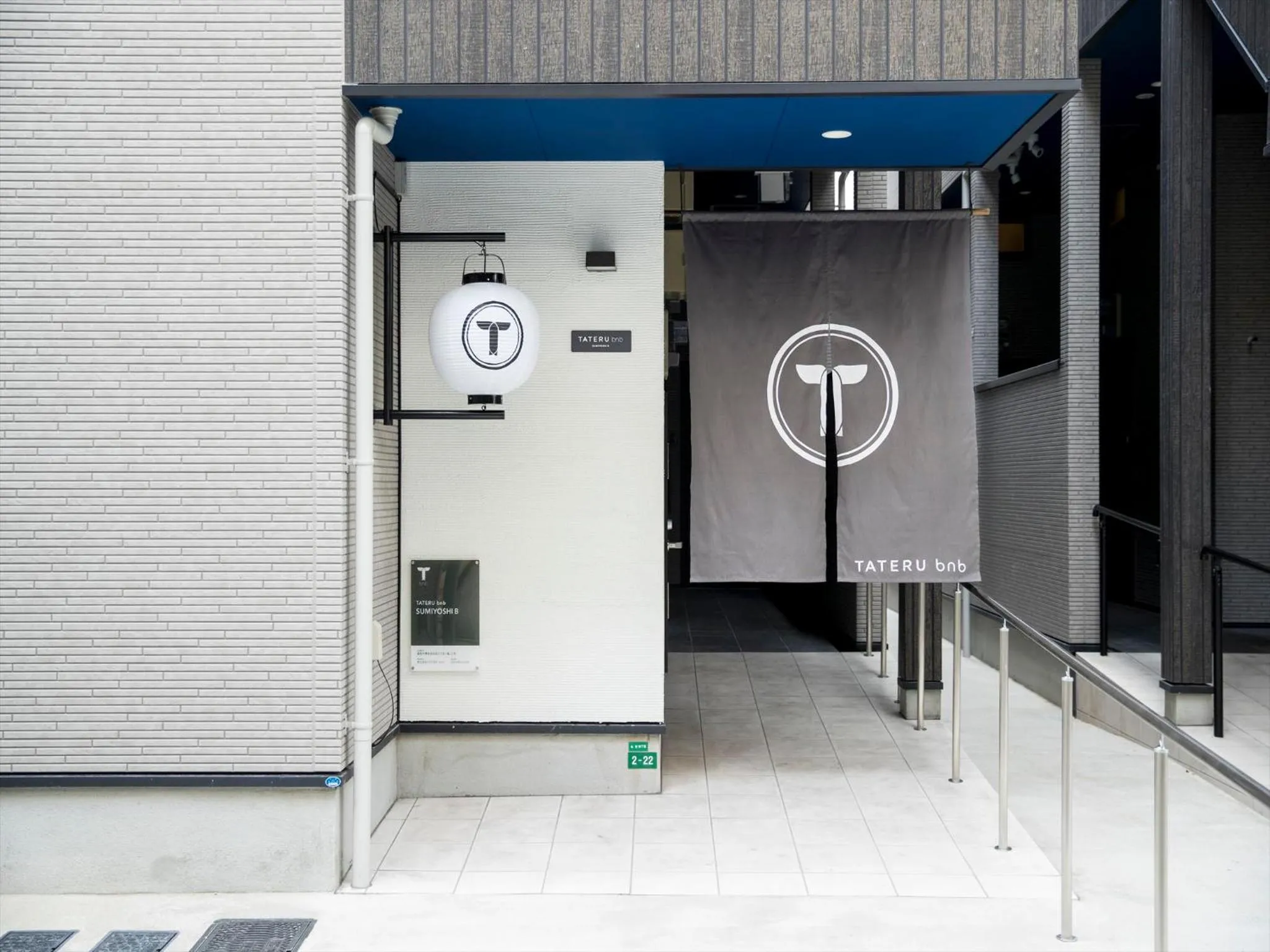 Facade/entrance in TRIP POD SUMIYOSHI B