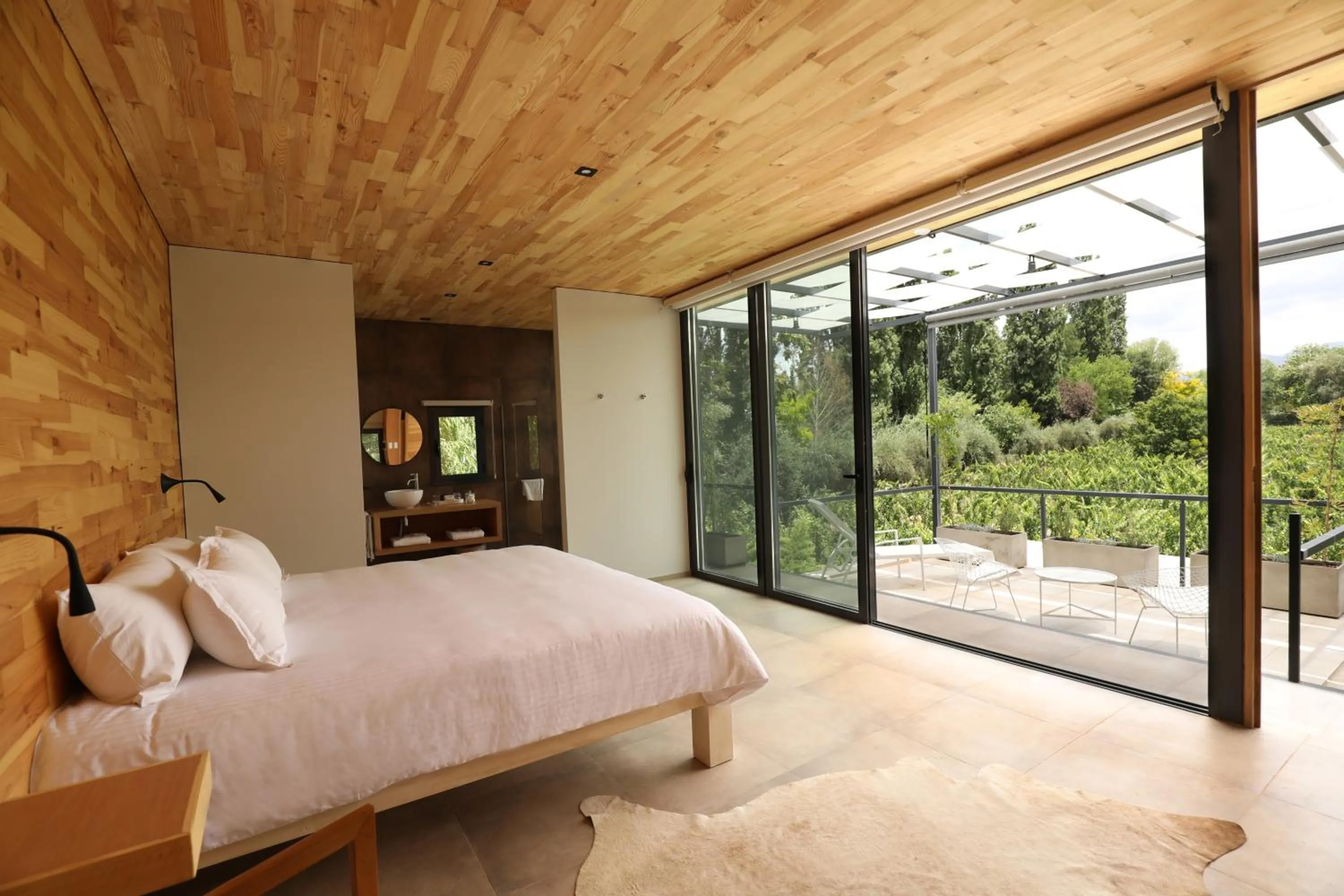 Bed in Finca Adalgisa Wine Hotel Mendoza