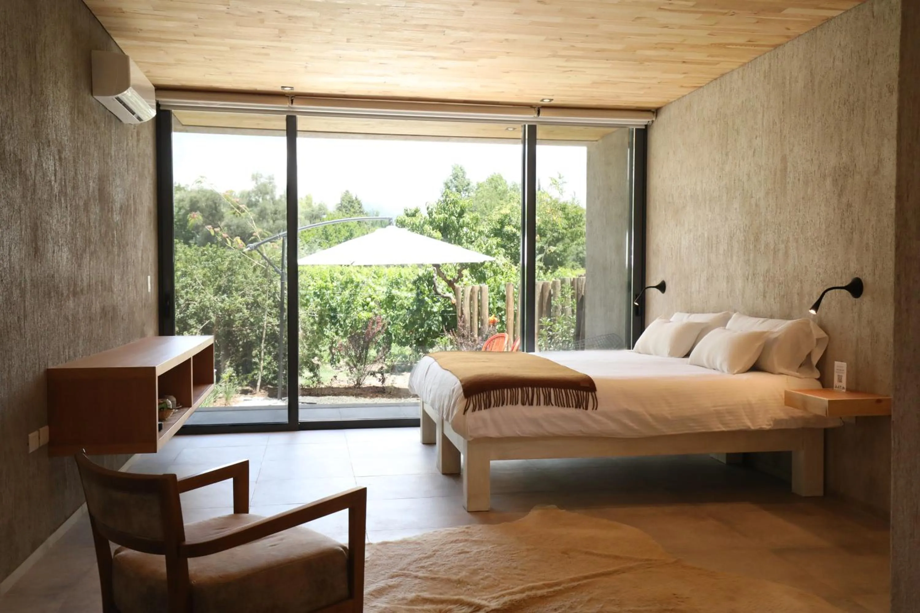 Bed in Finca Adalgisa Wine Hotel Mendoza