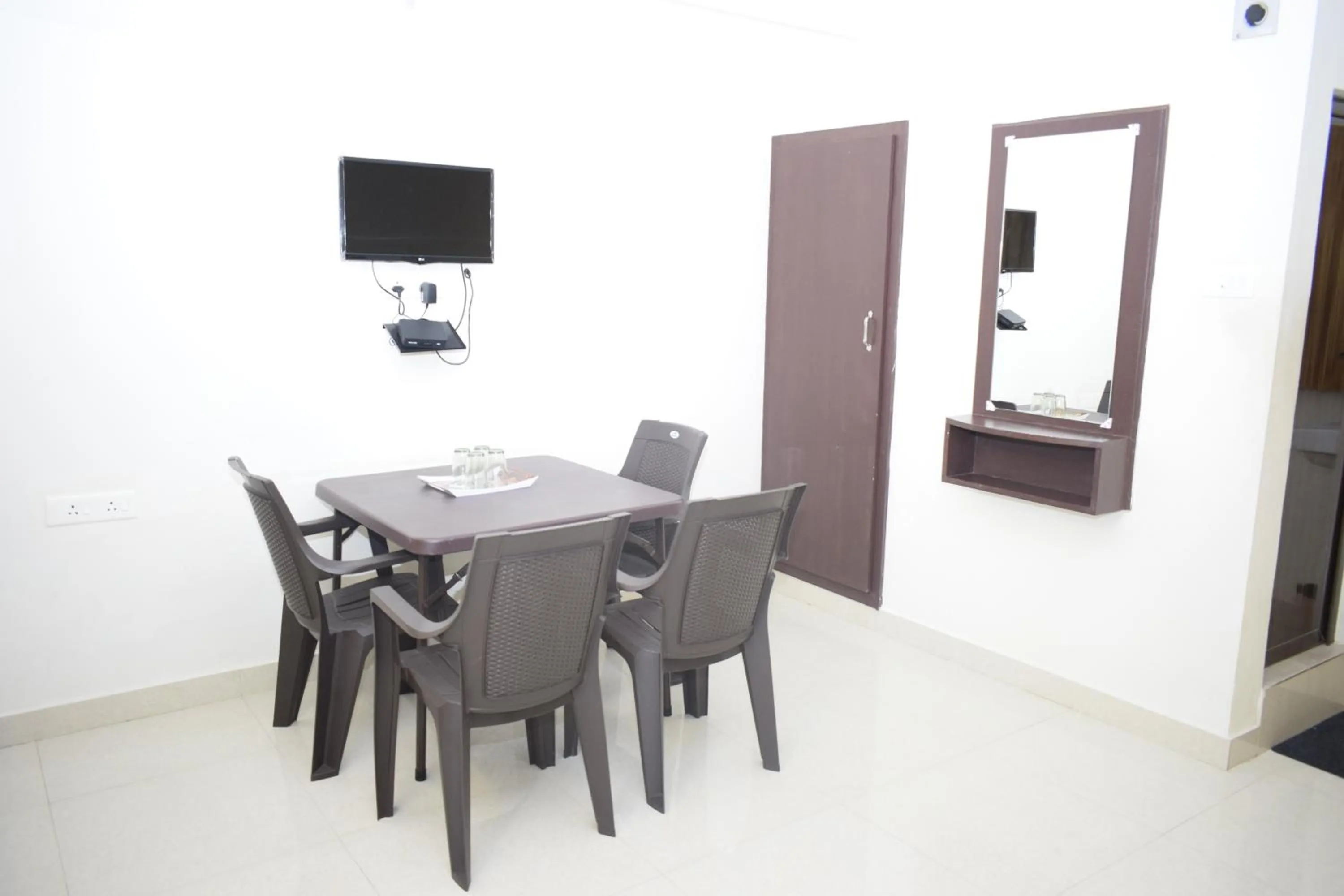 TV and multimedia in Rani Residency