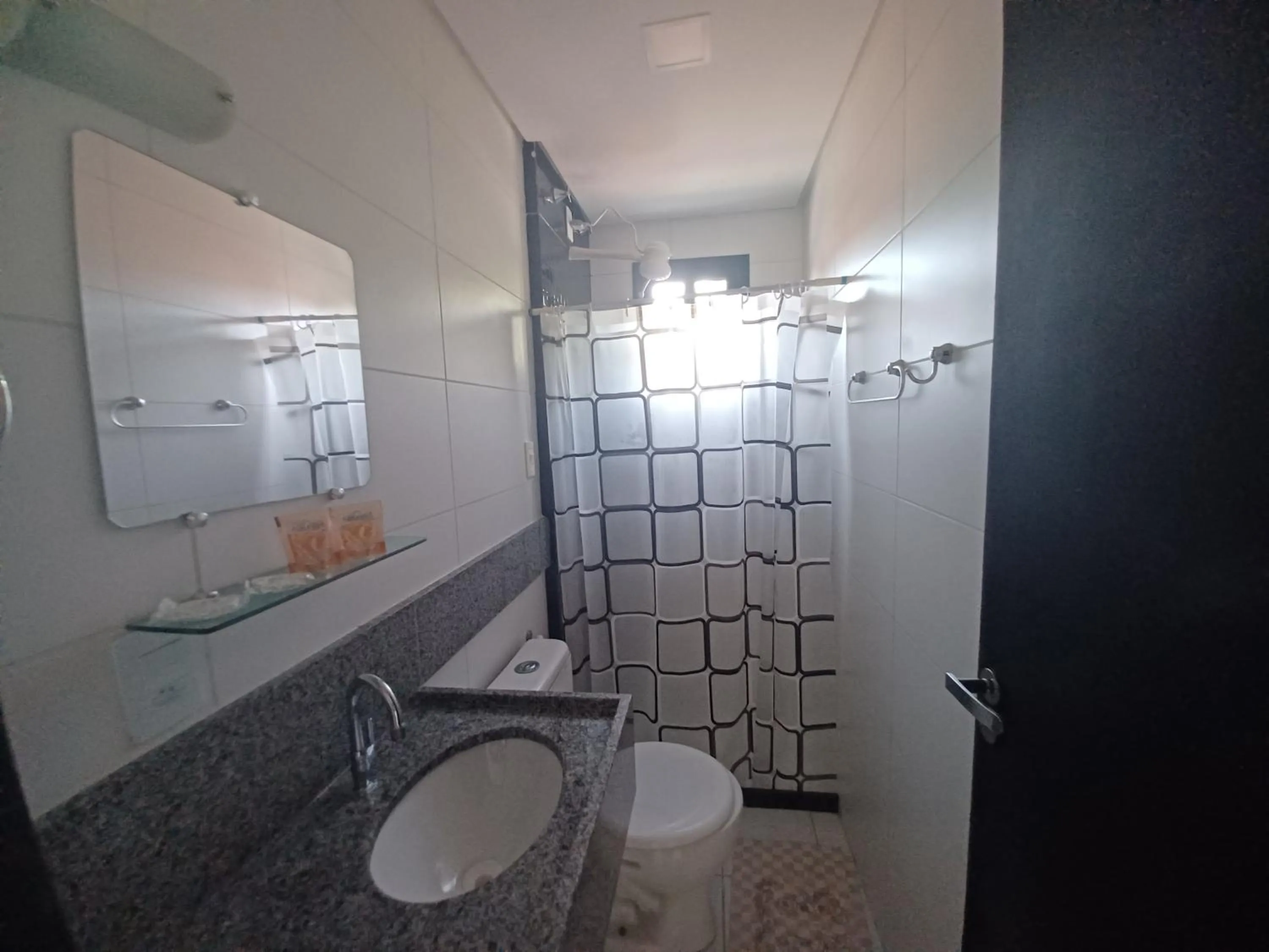 Shower in Pousada Laguna