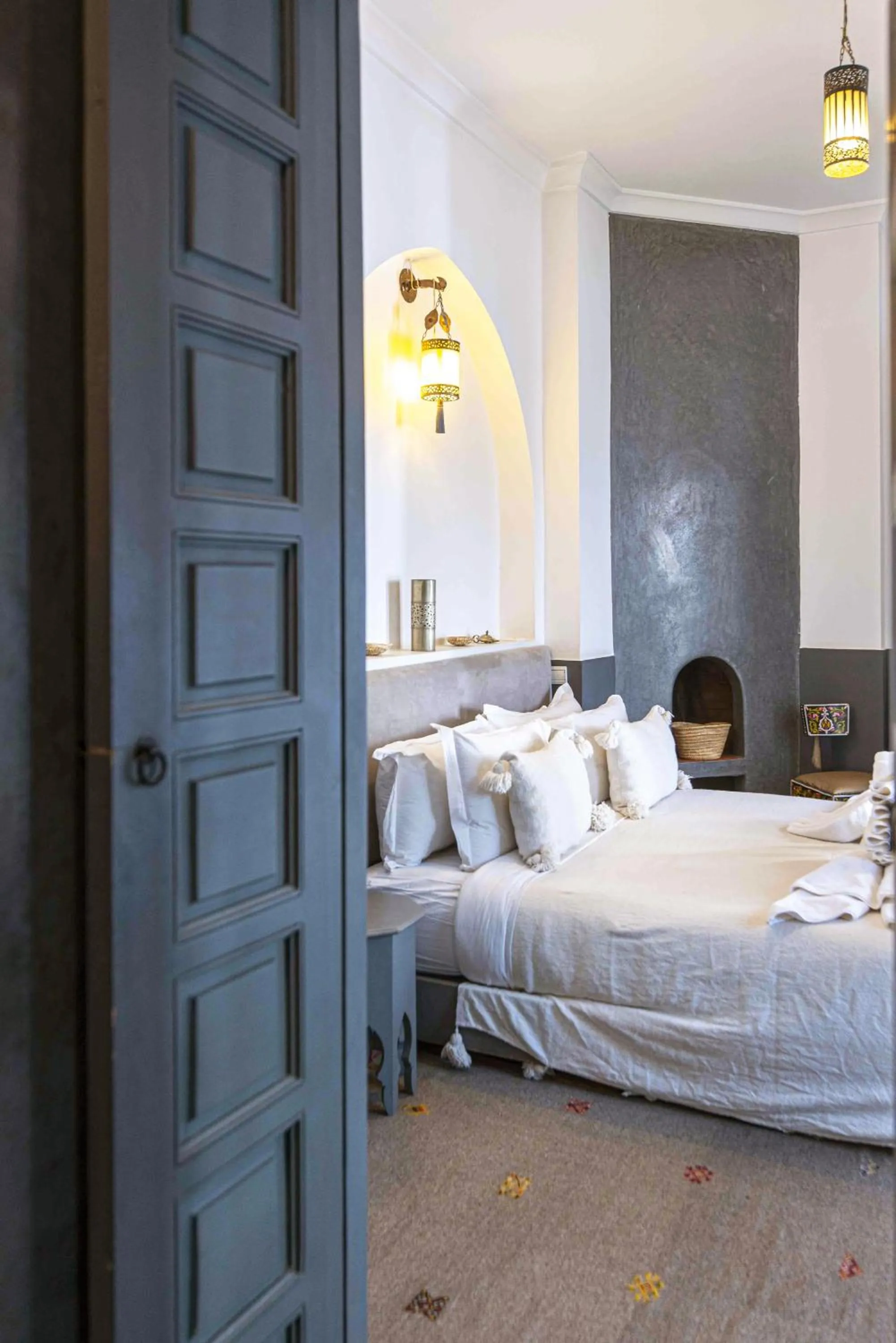 Bed in Riad 64 Maison D'hôtes & Spa