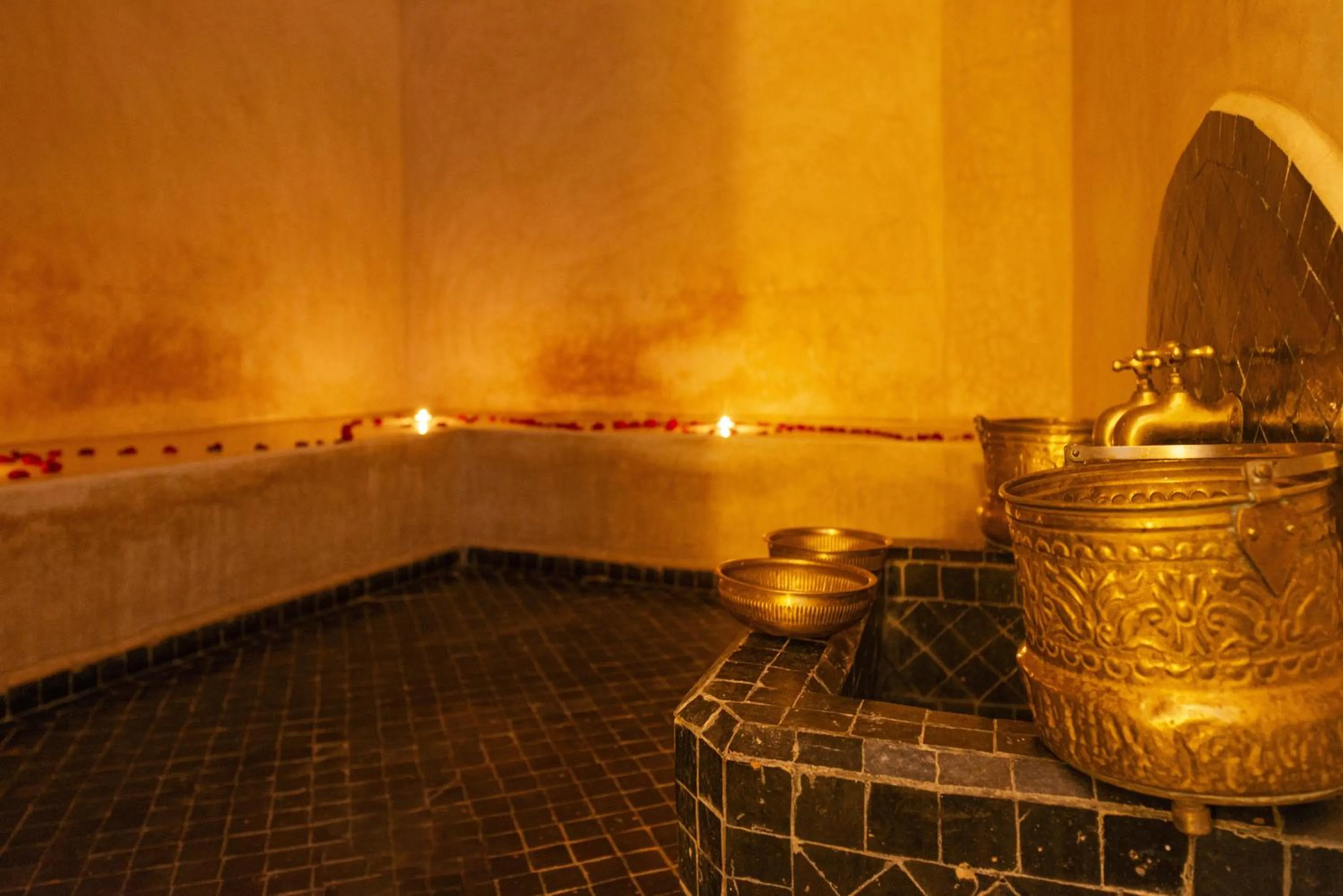 Riad 64 Maison D'hôtes & Spa