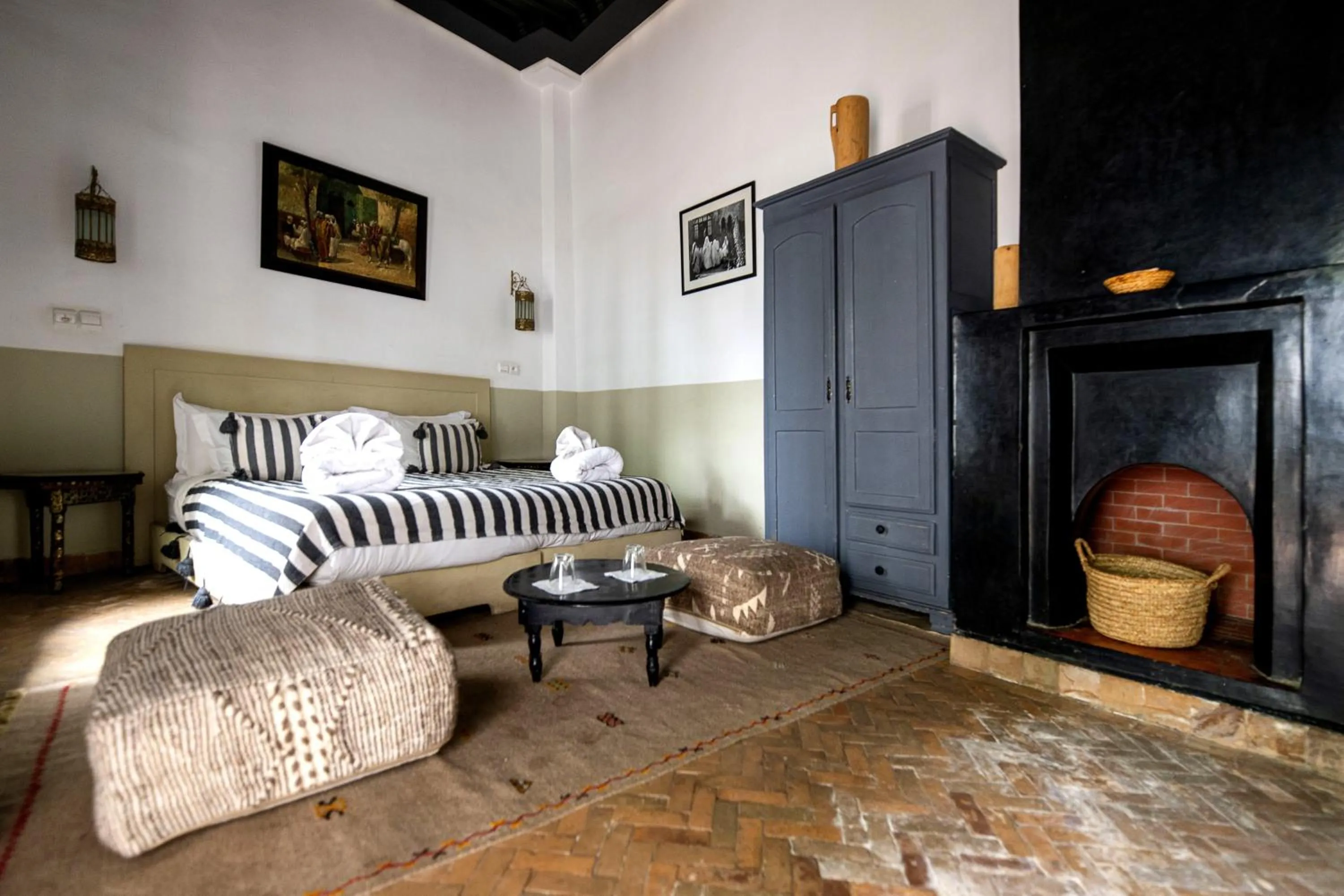 Bed in Riad 64 Maison D'hôtes & Spa