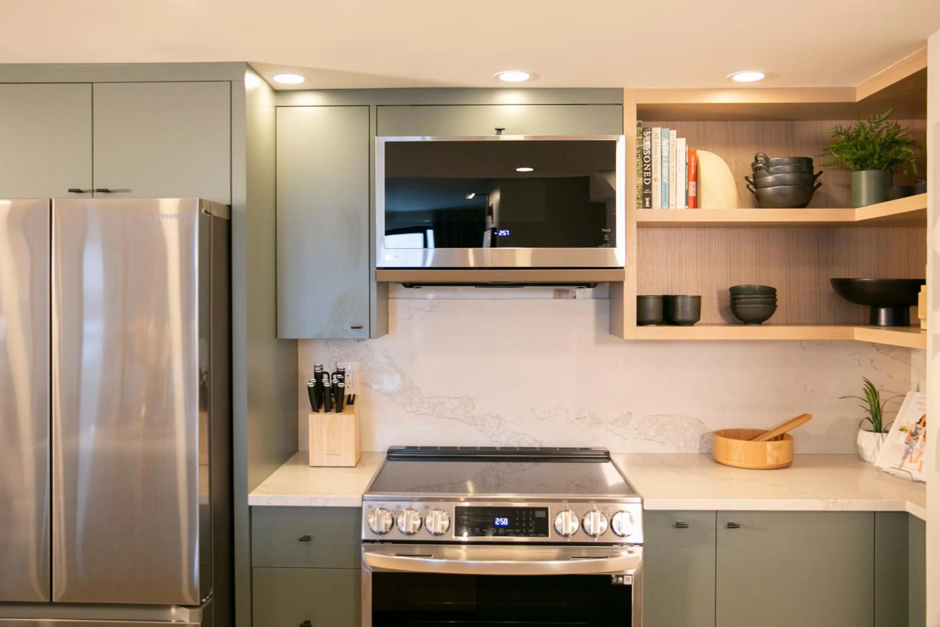 pet friendly in Carleton Lodge