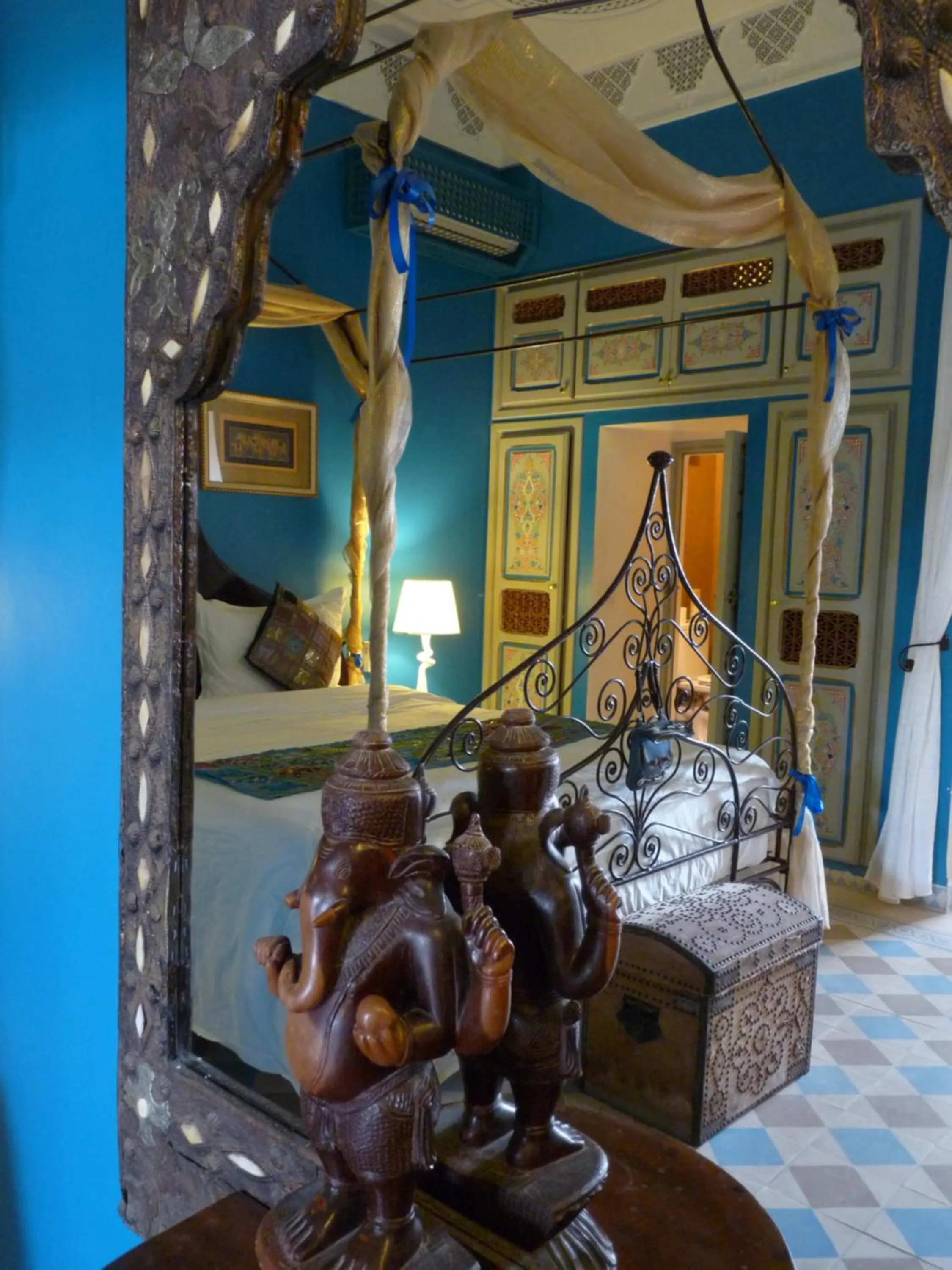 Decorative detail in Riad Noos Noos & Spa