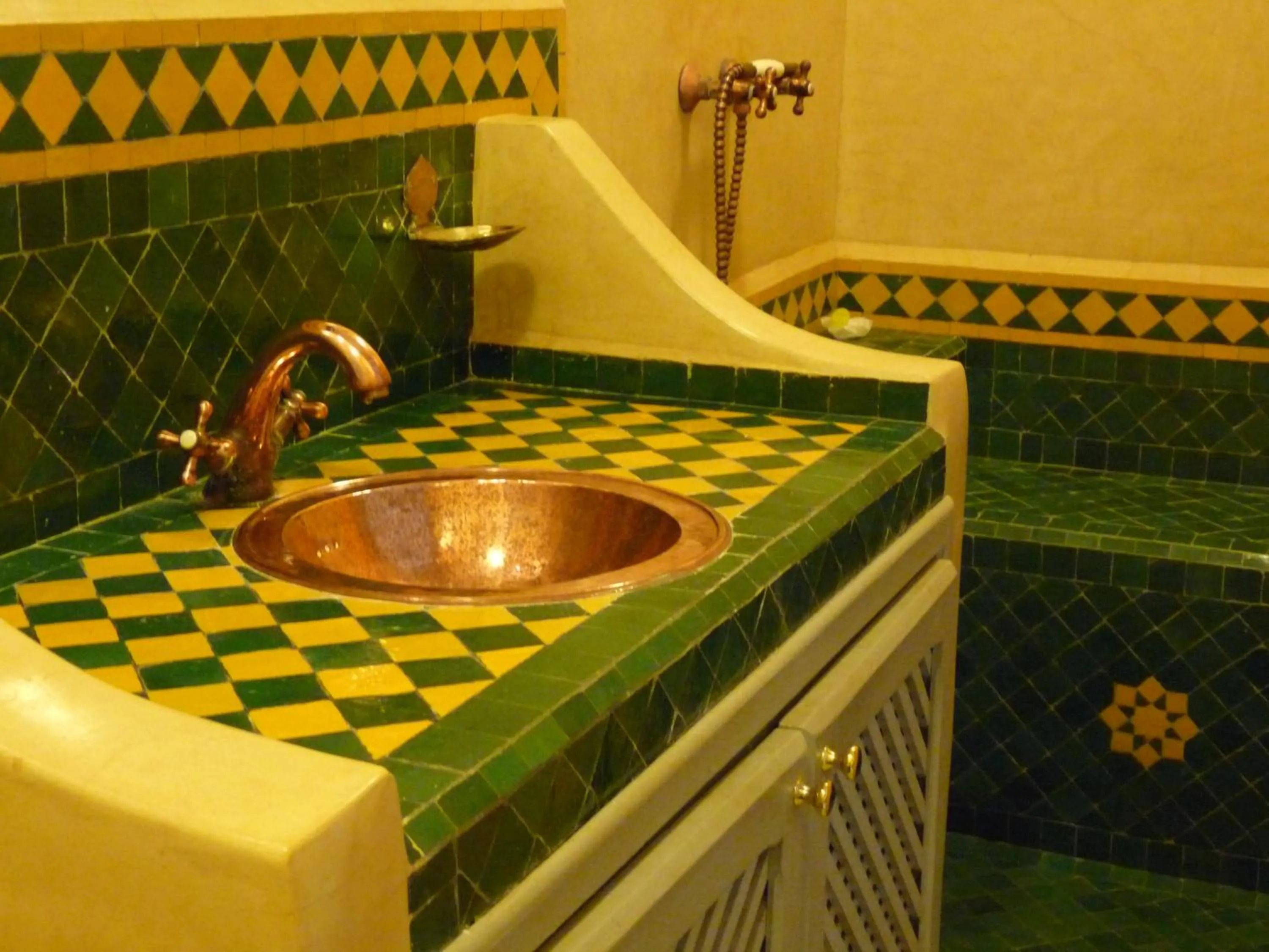 Shower in Riad Noos Noos & Spa