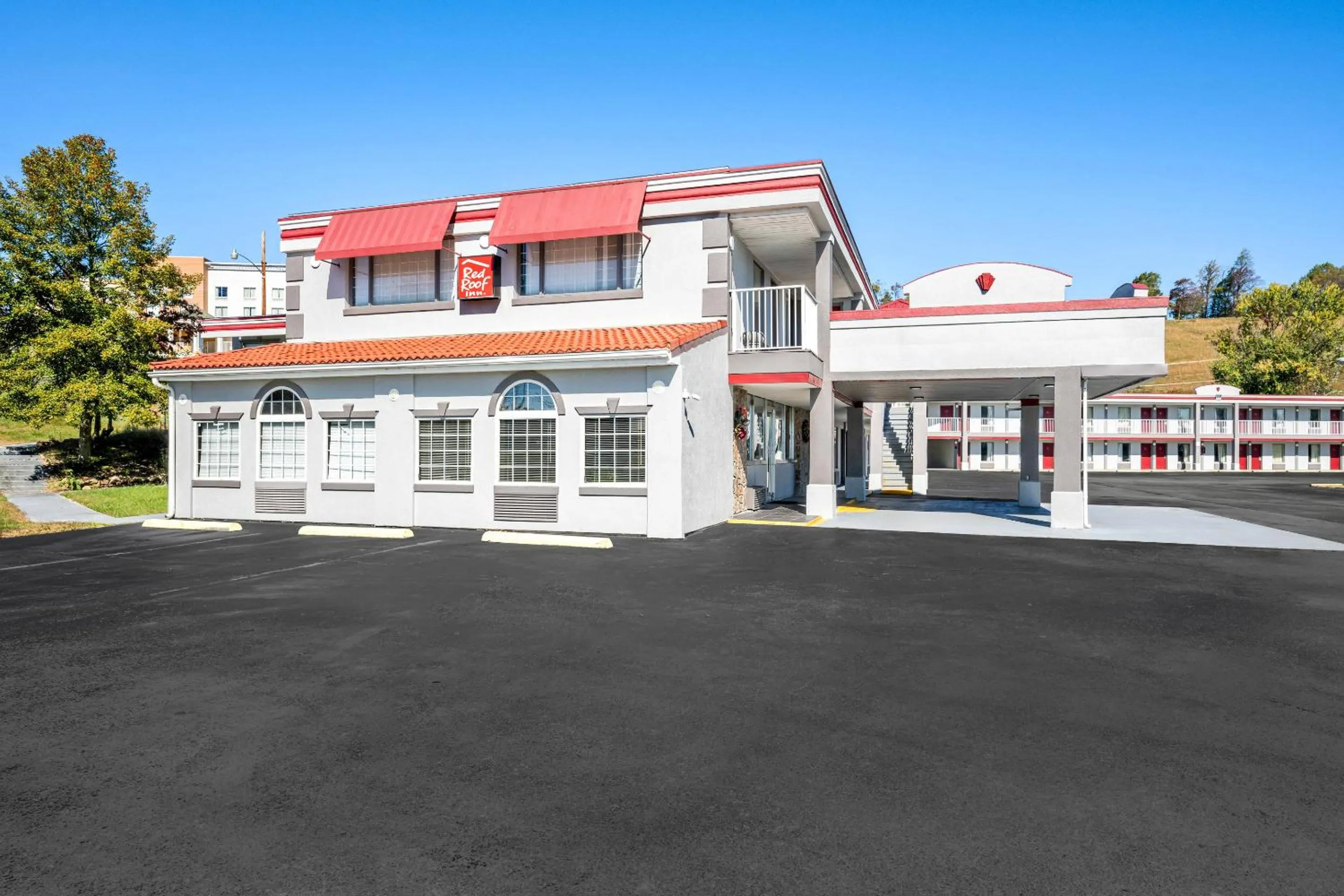 Property building in Red Roof Inn Abingdon