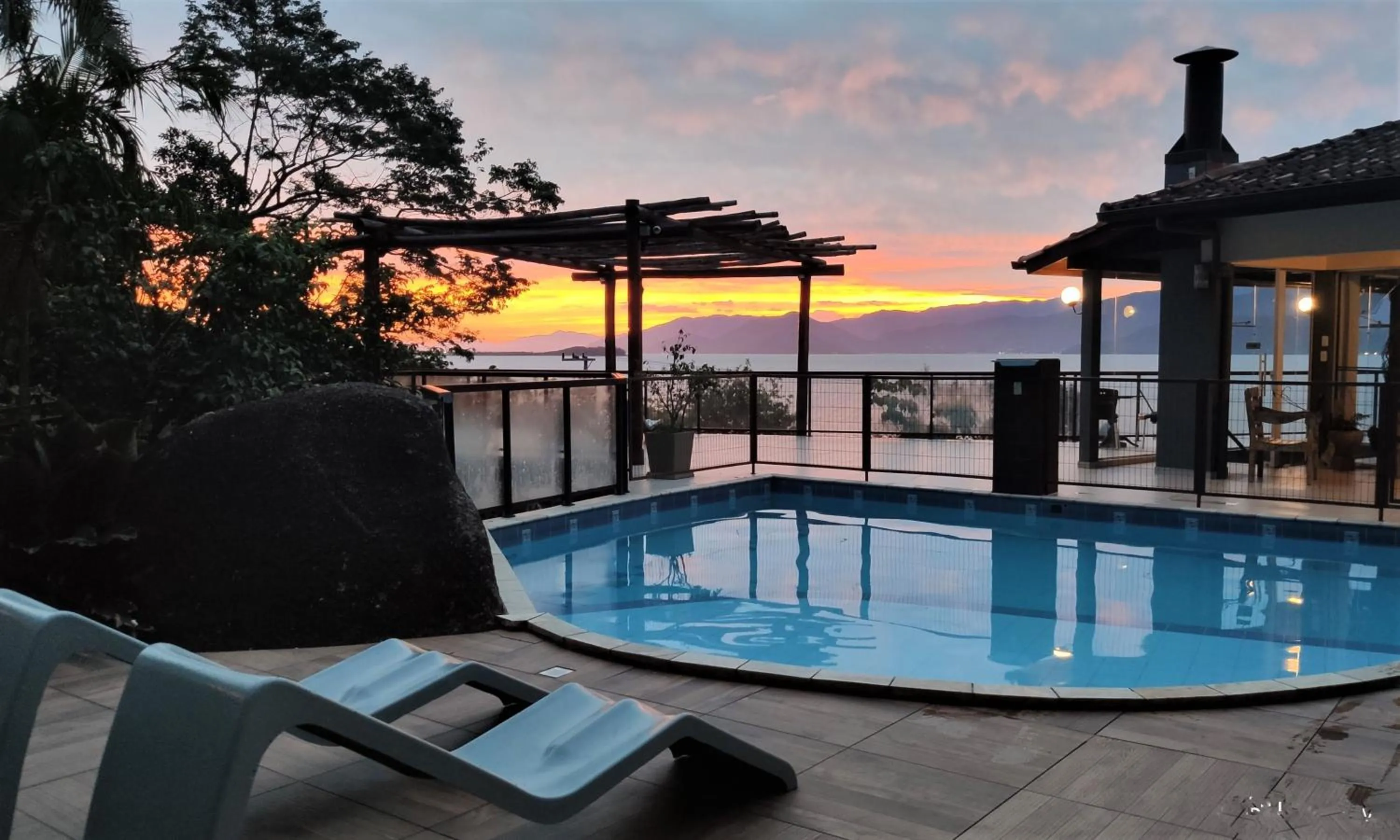 Swimming pool in Pousada Ecomar