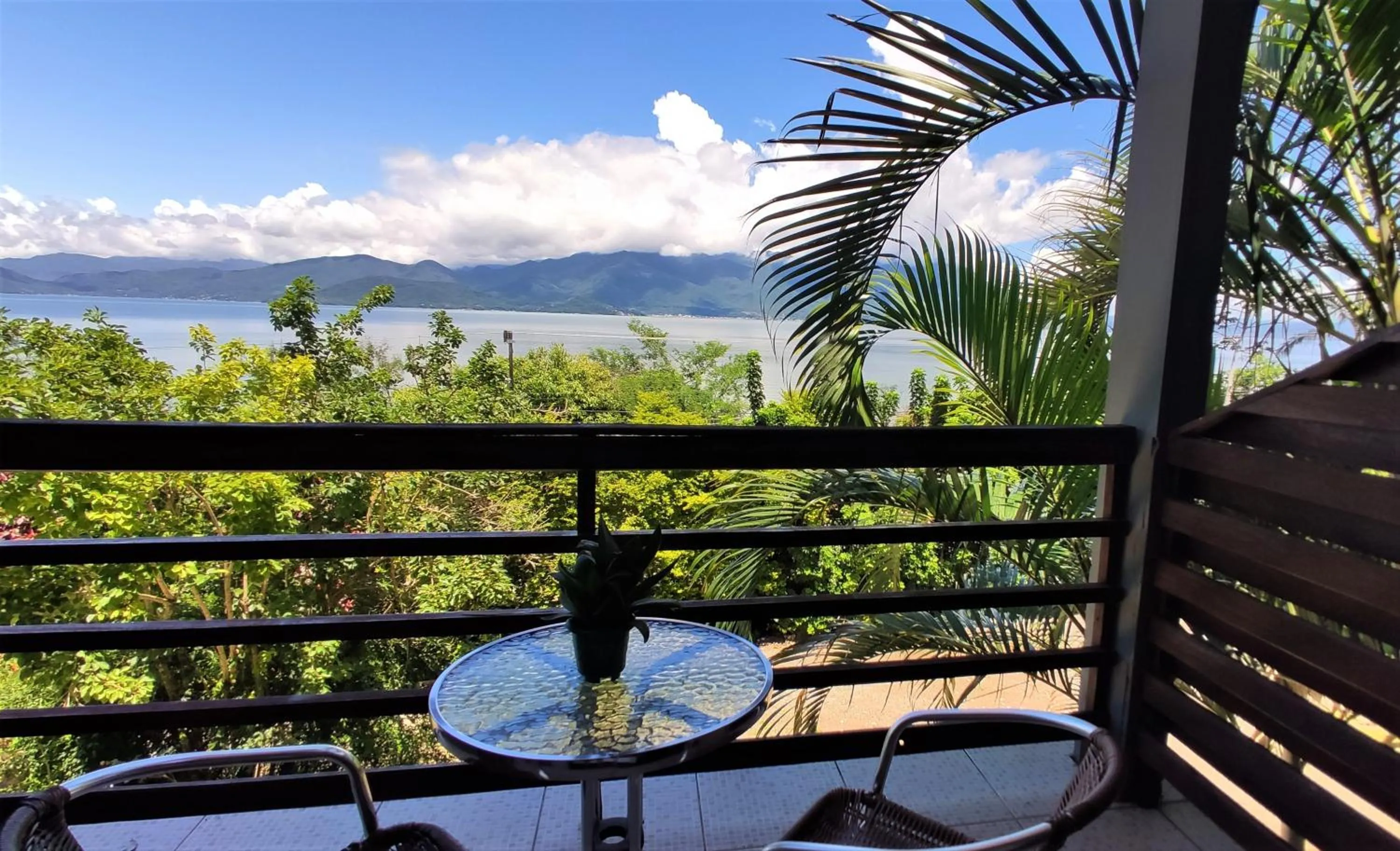 Mountain view in Pousada Ecomar