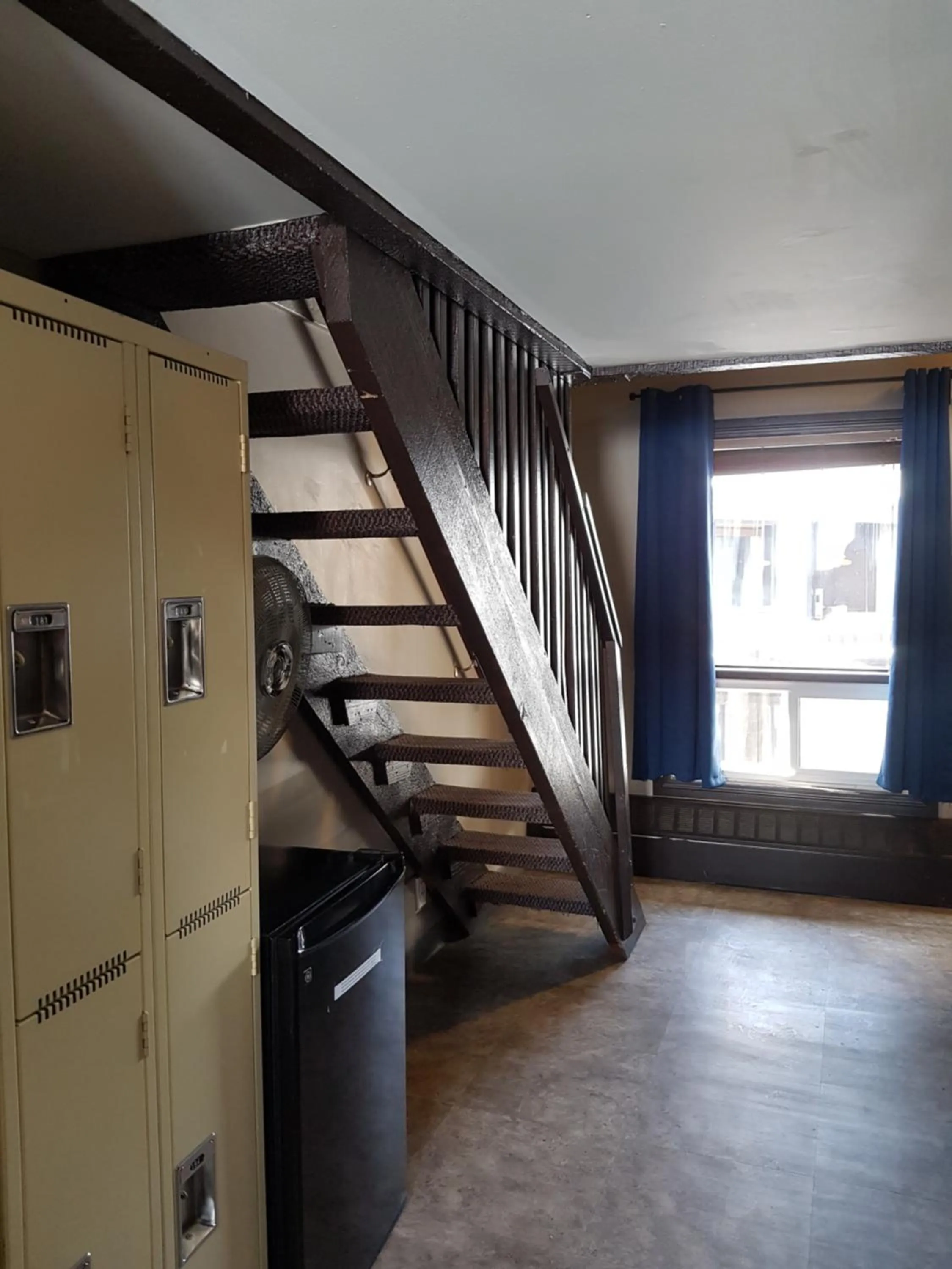 Bedroom in Banff International Hostel