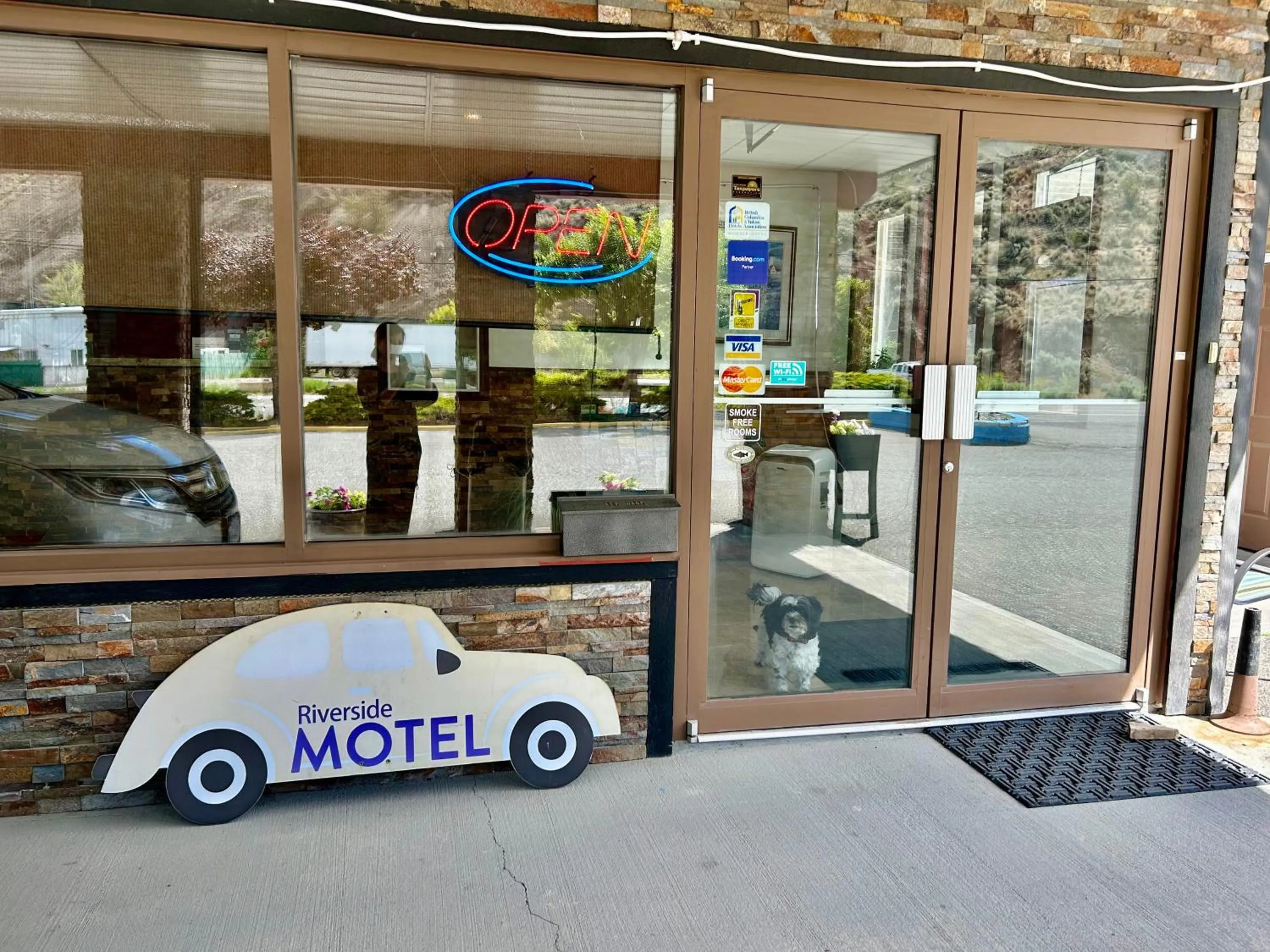 Riverside Motel Cache Creek