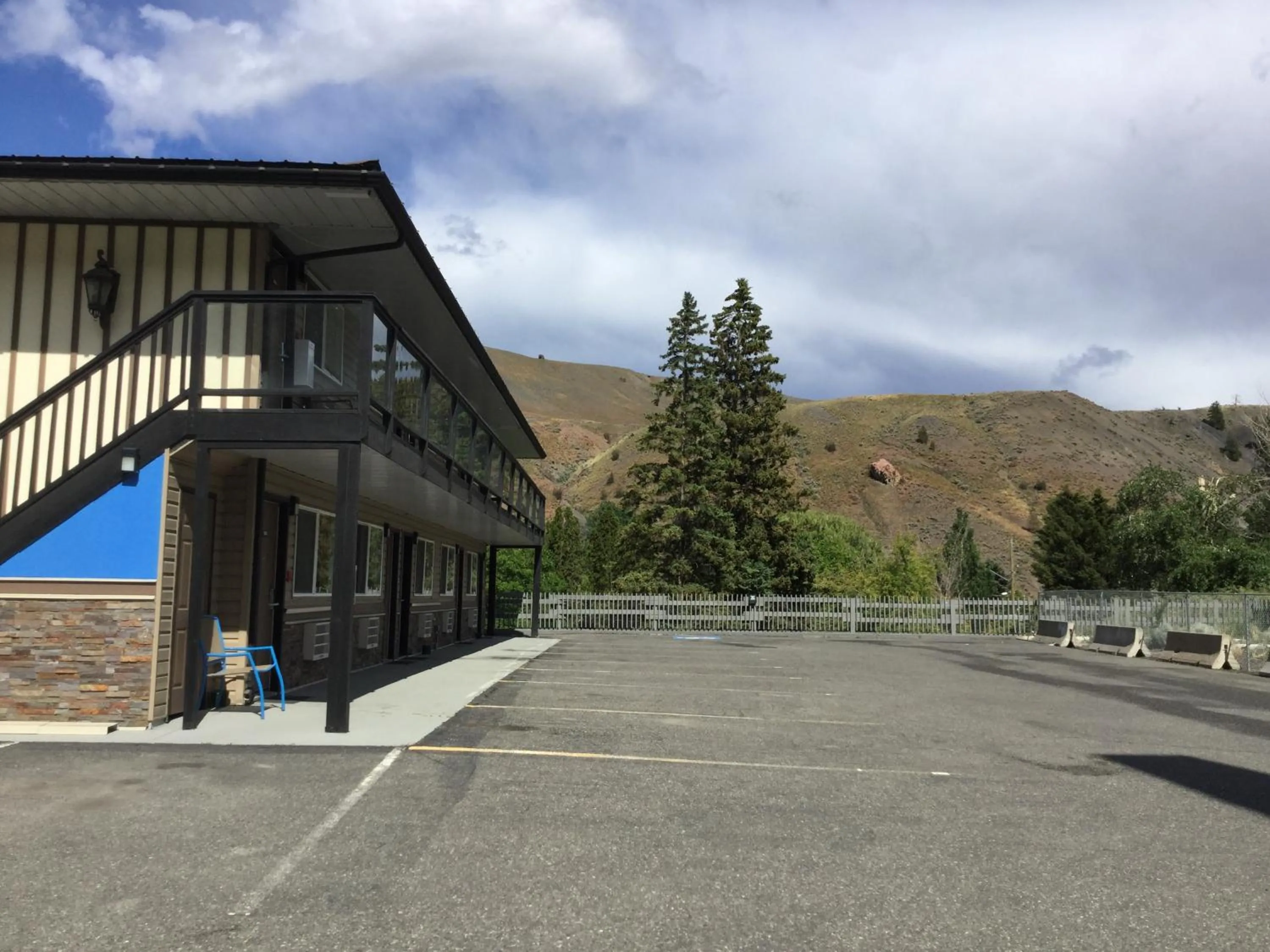 Floor plan in Riverside Motel Cache Creek