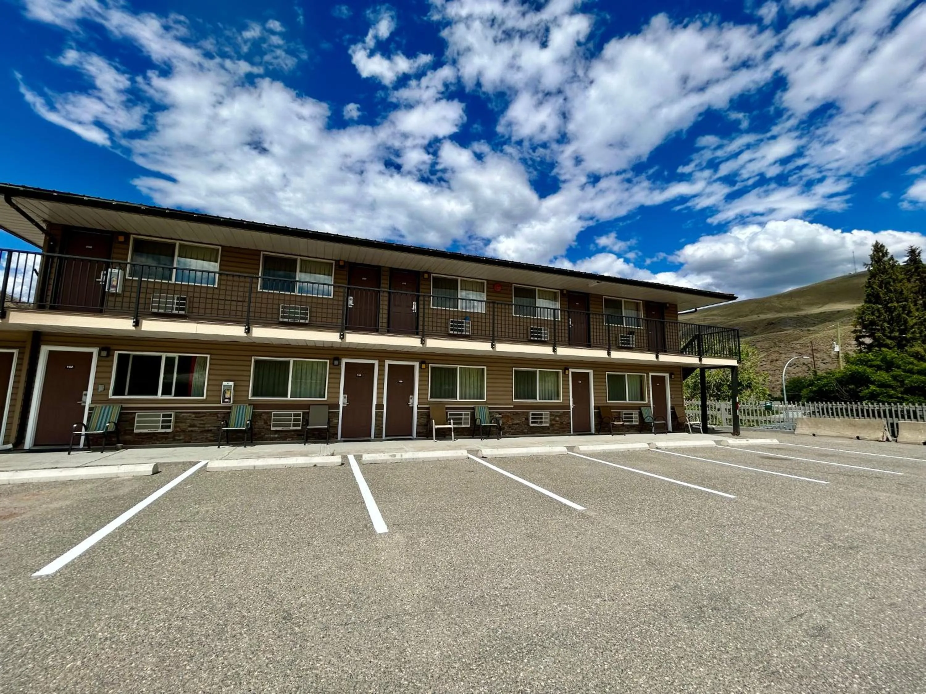 Riverside Motel Cache Creek