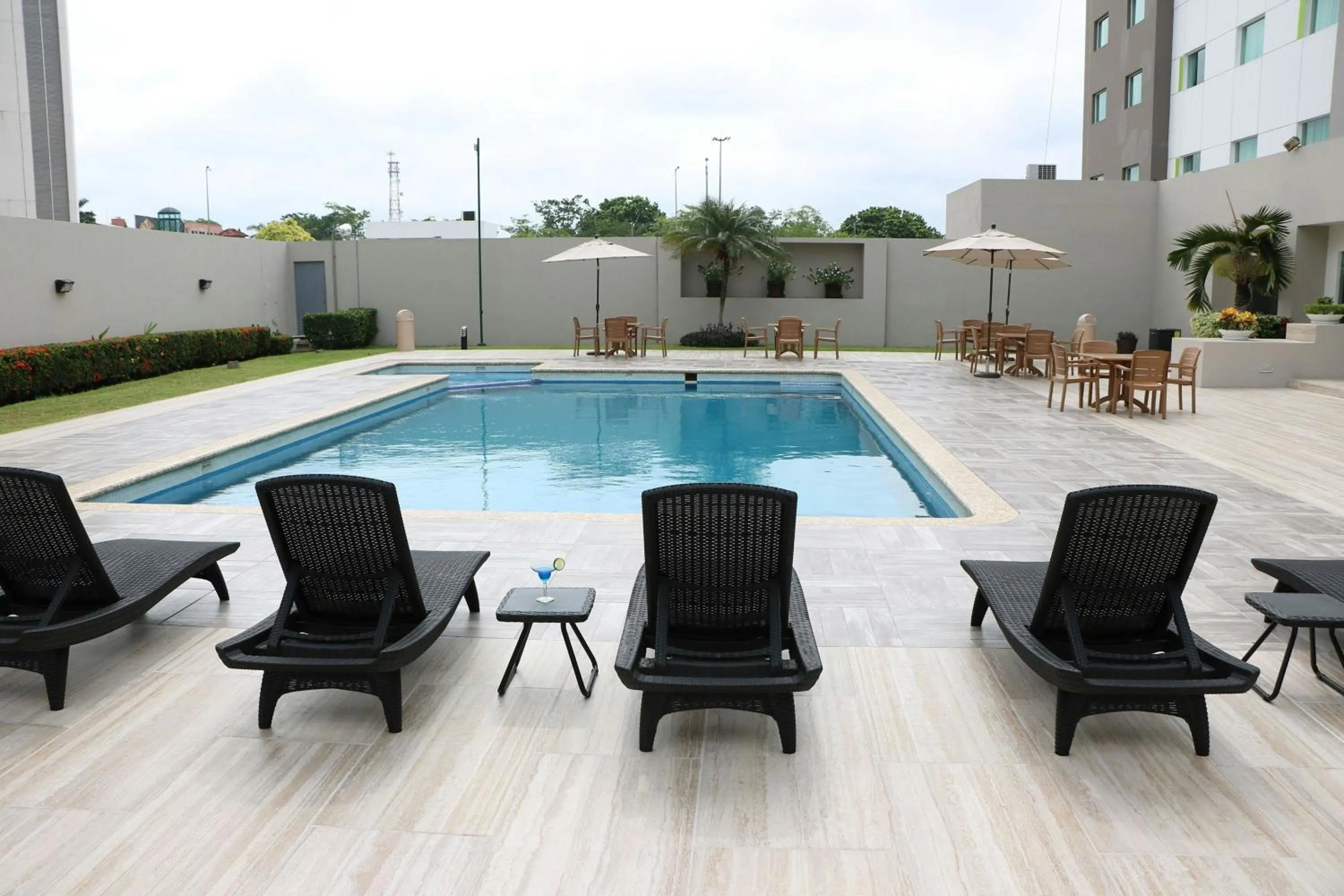 Swimming pool in Courtyard by Marriott Villahermosa Tabasco