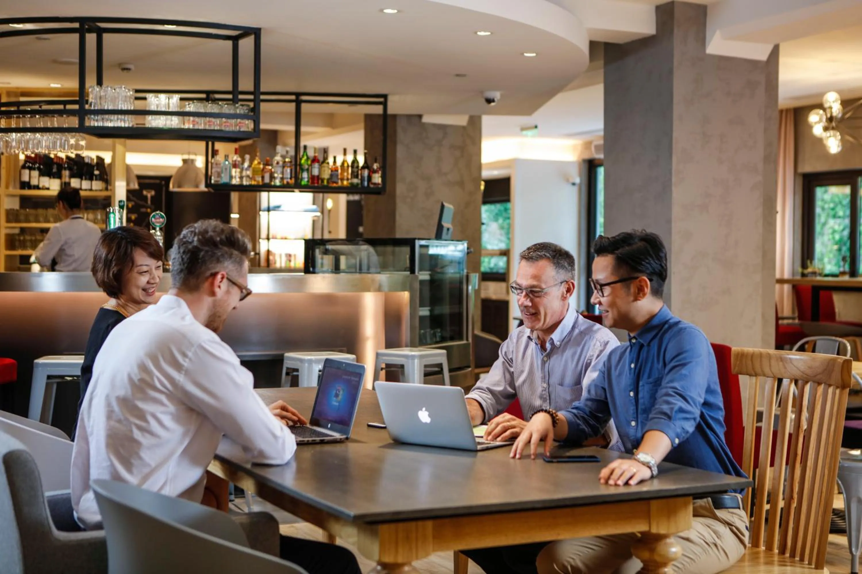 Restaurant/places to eat in Campanile Shanghai Railway Station and People's Square