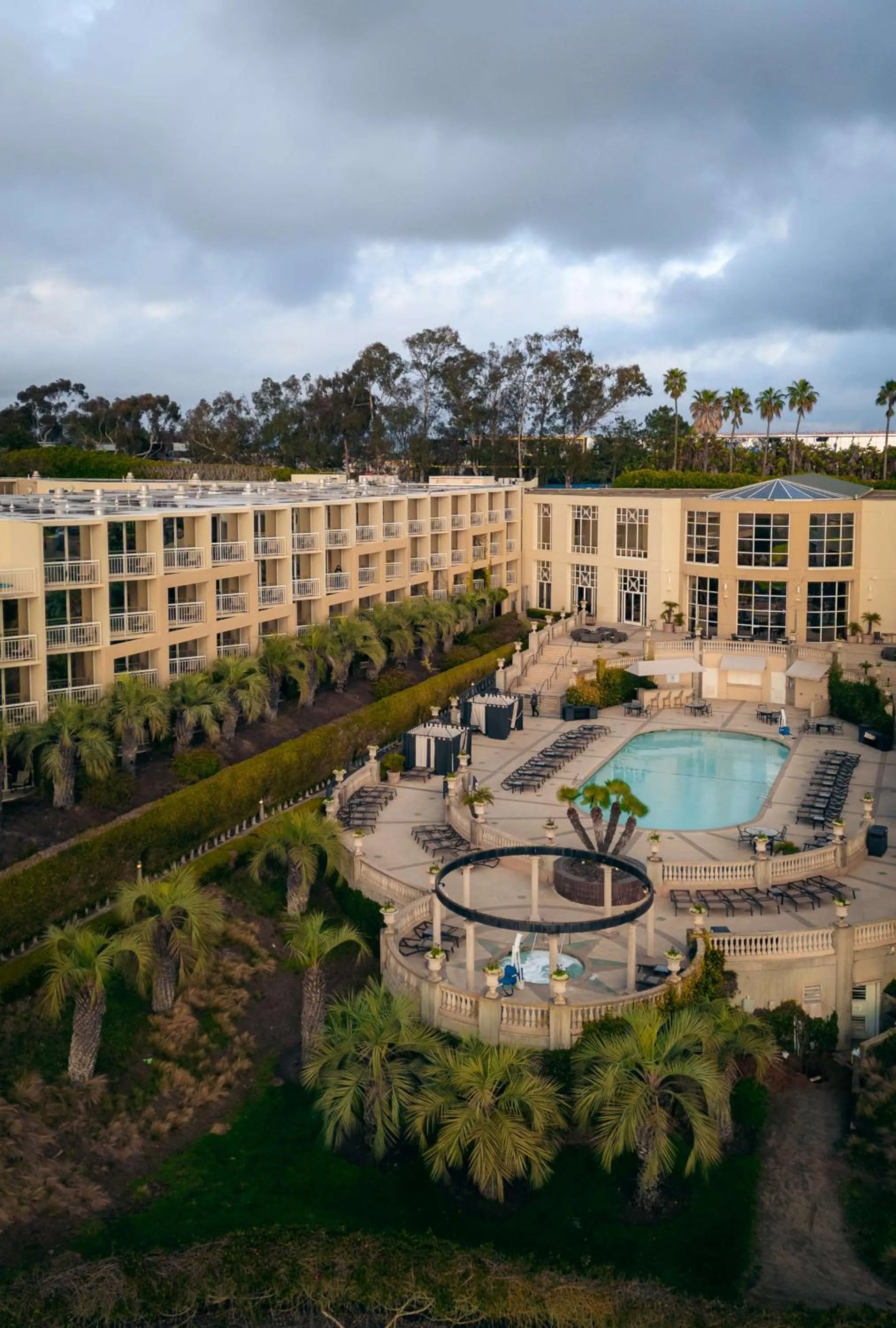 Pool view in Hilton La Jolla Torrey Pines