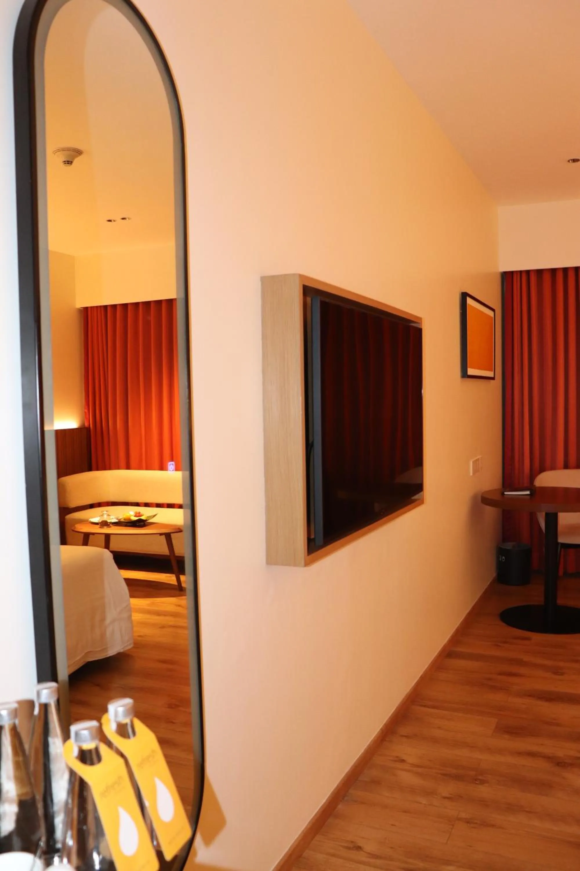 Bed in Marigold Hotel