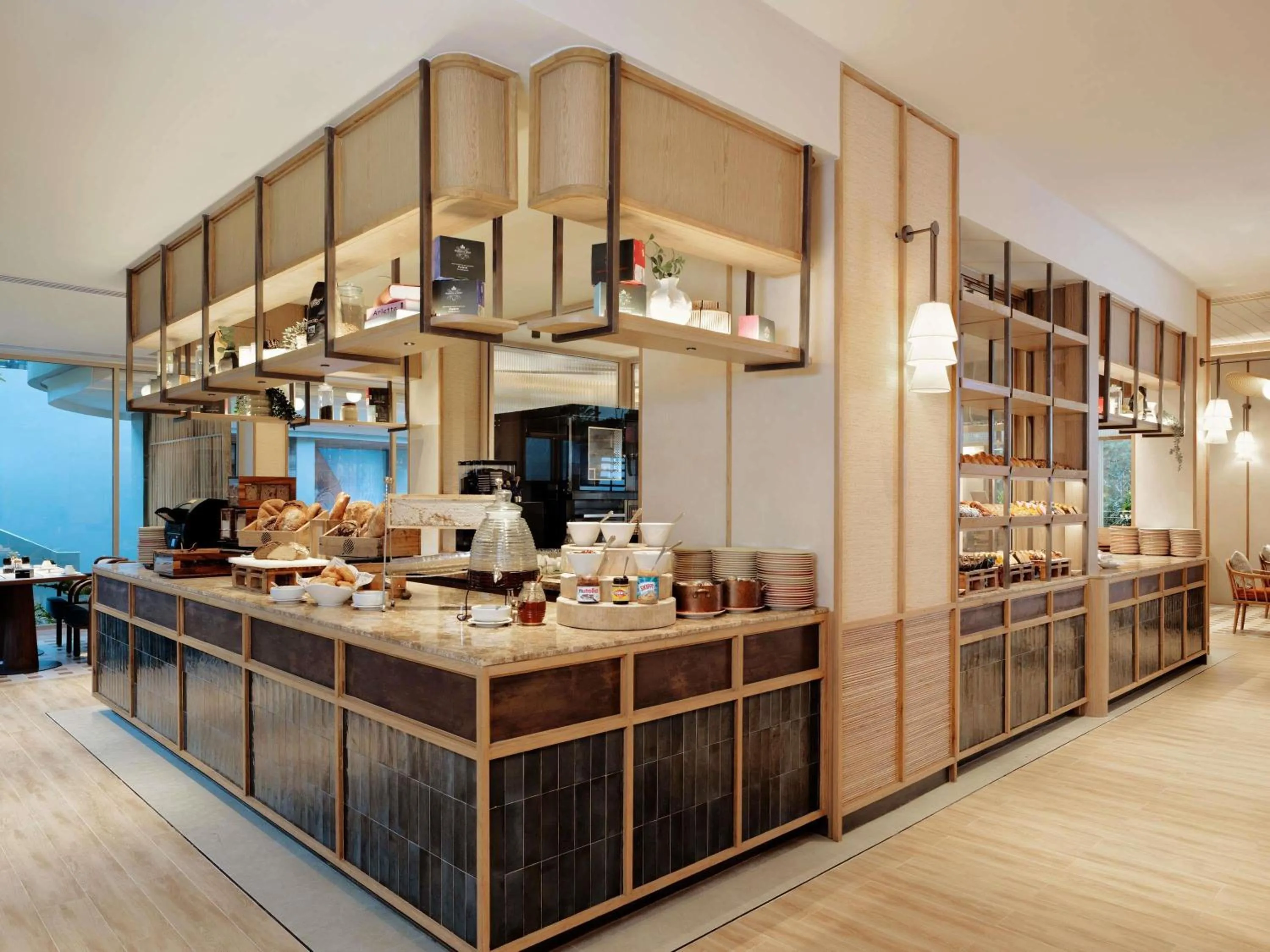 Restaurant/places to eat in Pullman Phuket Arcadia Naithon Beach