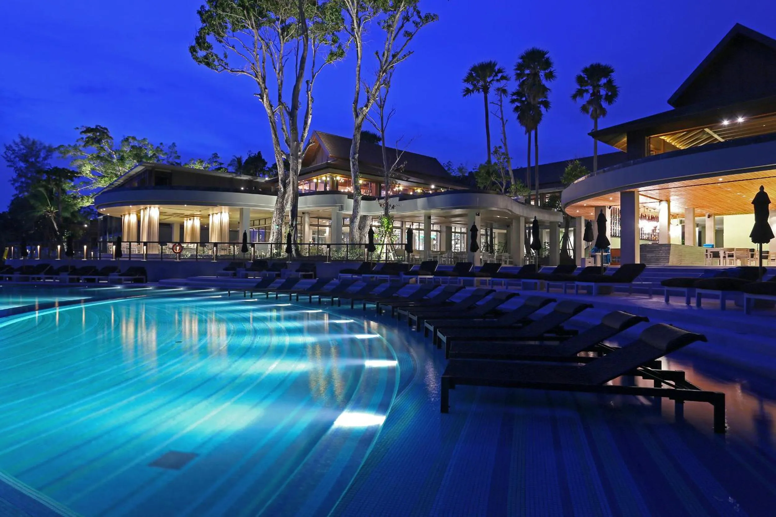 Facade/entrance in Pullman Phuket Arcadia Naithon Beach