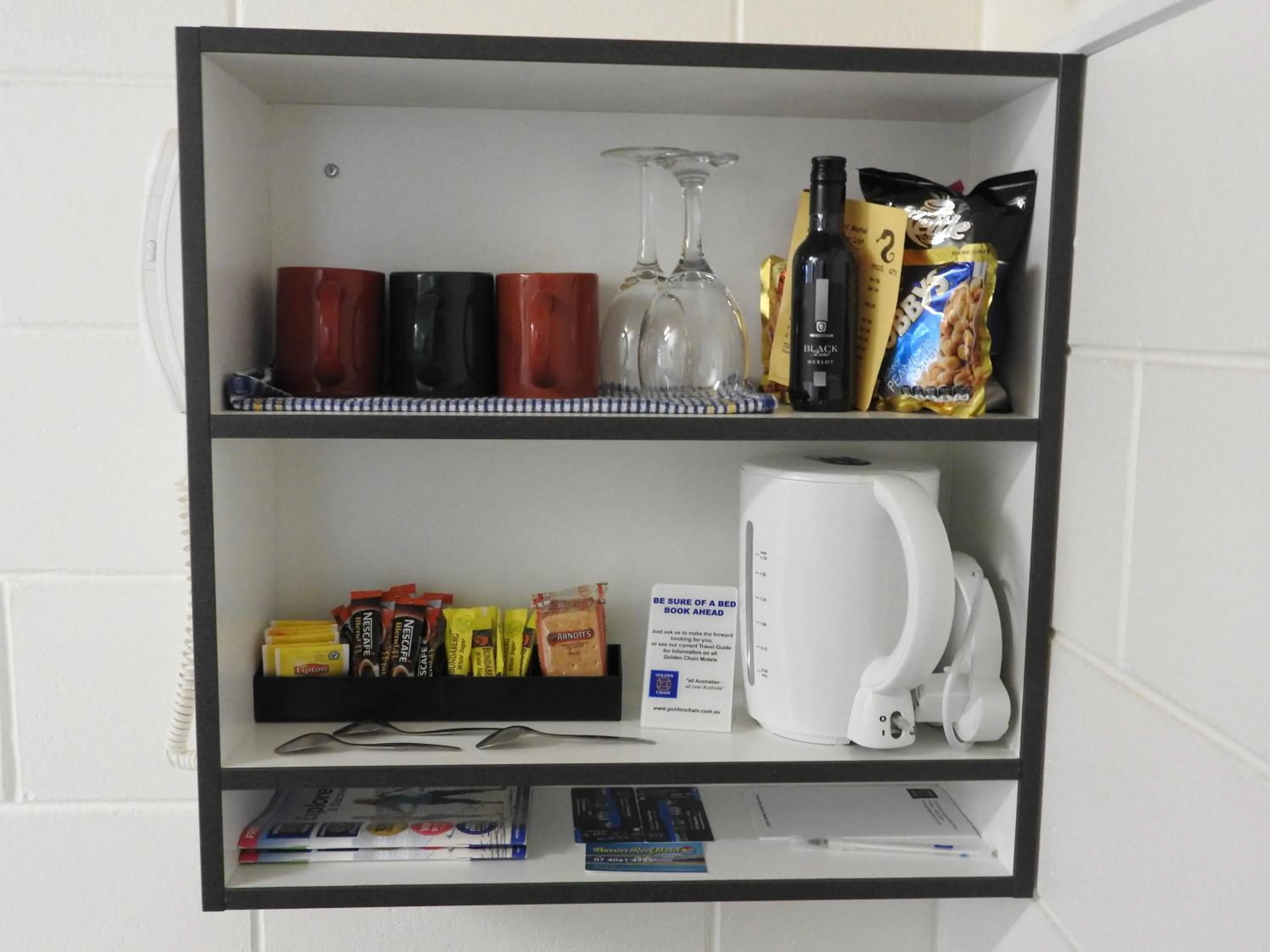 Coffee/tea facilities in Barrier Reef Motel Innisfail