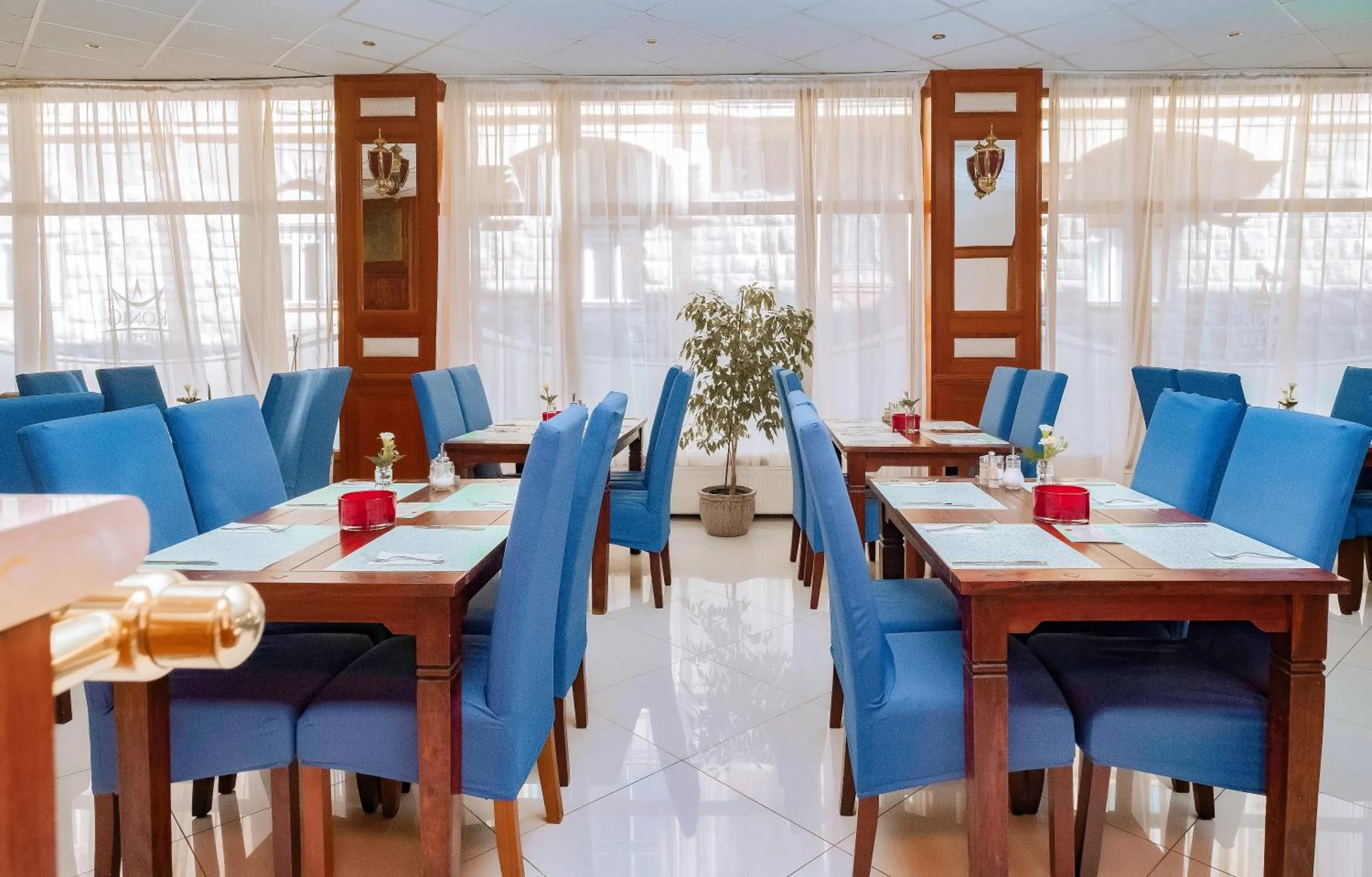 Property building in König Hotel